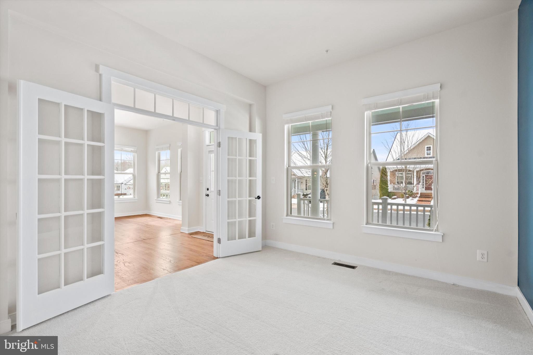 POTOMAC SHORES - Residential