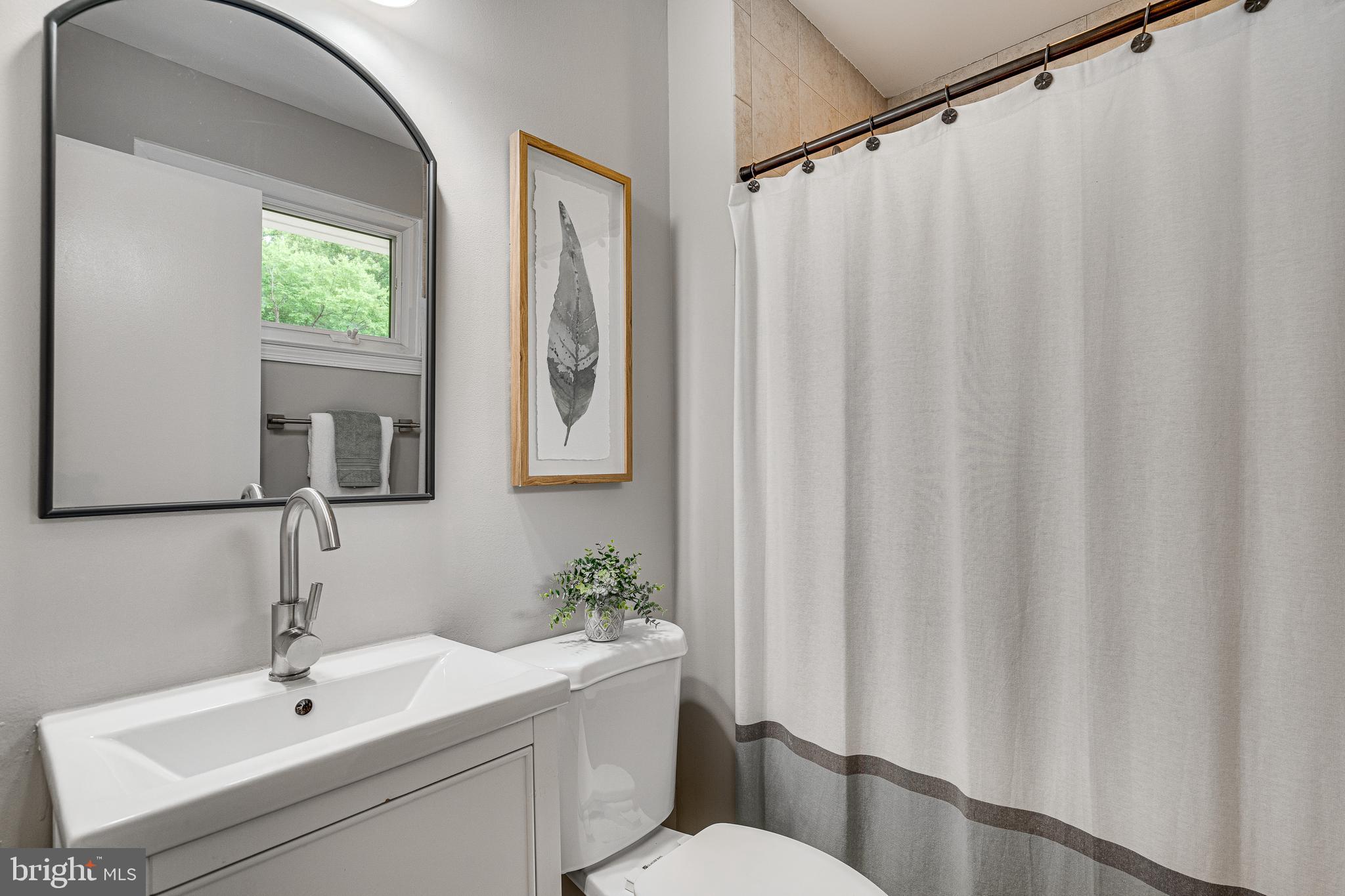 KINGS PARK WEST - Residential