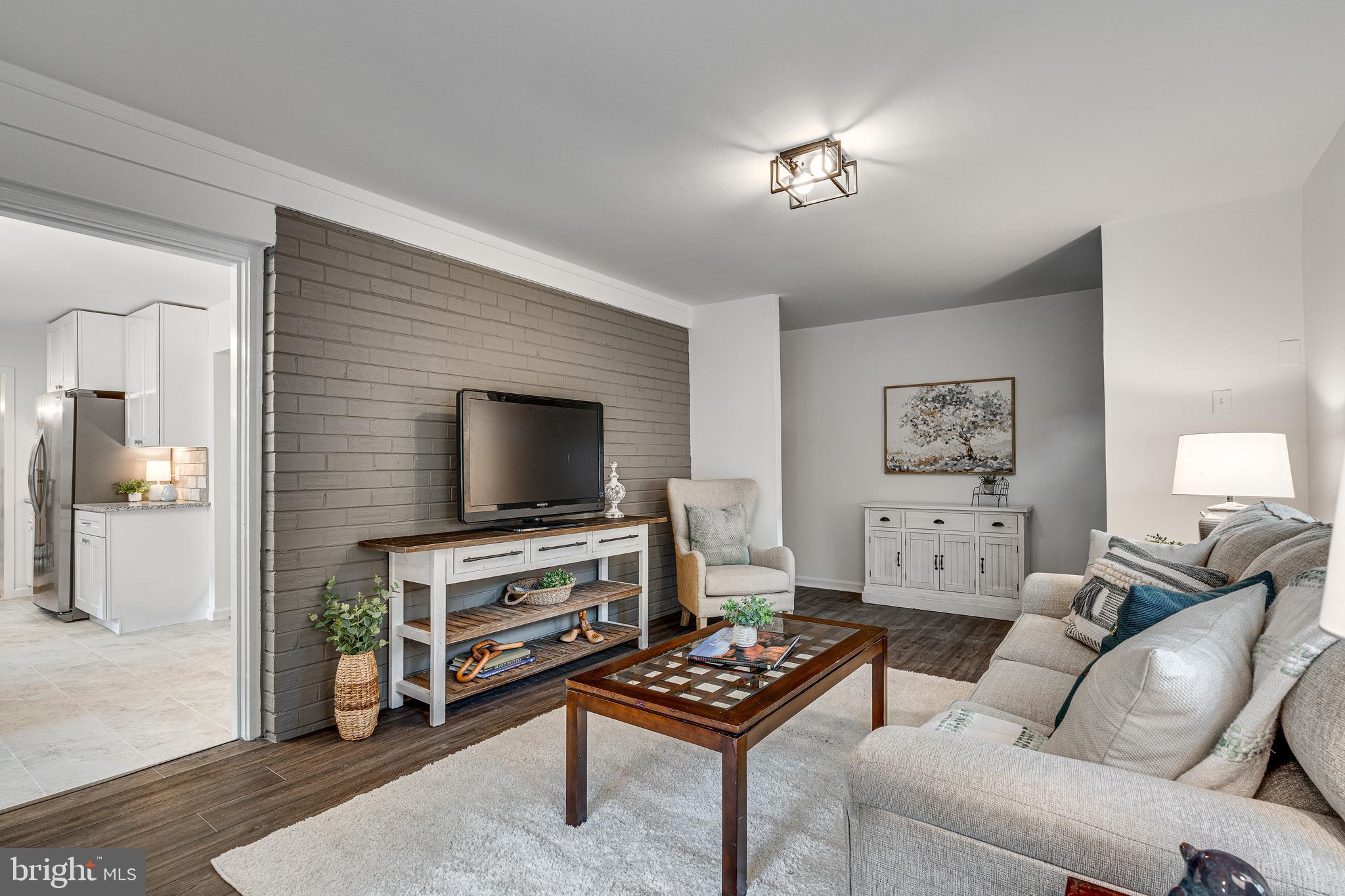 KINGS PARK WEST - Residential