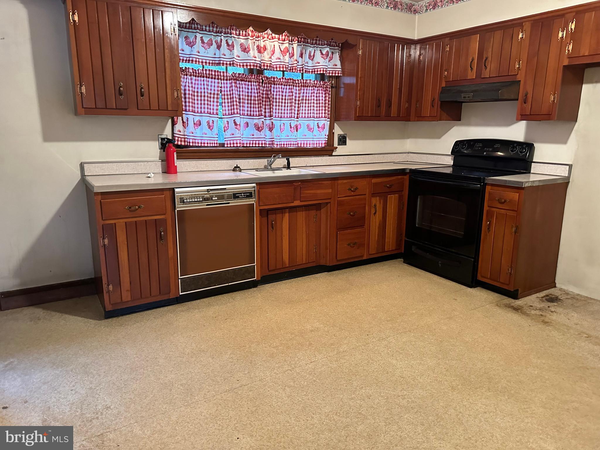 NONE AVAILABLE - Commercial Sale