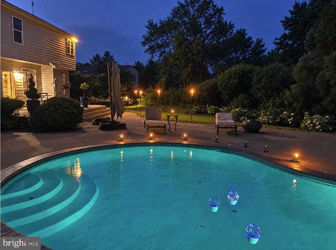 5620 CALVIN COURT