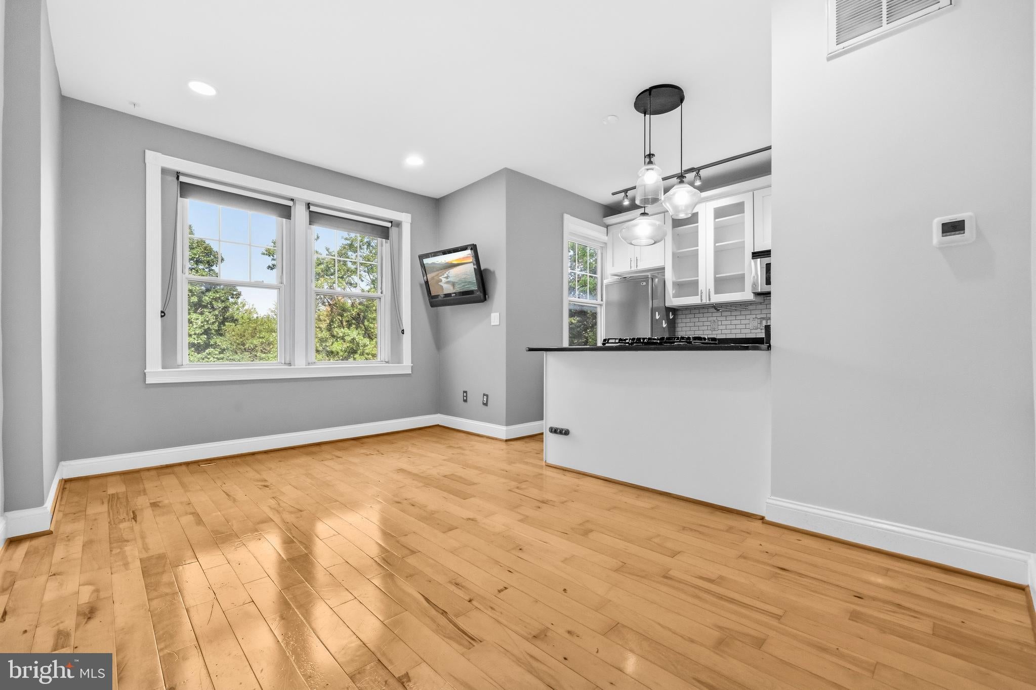 610 3RD STREET SE 1