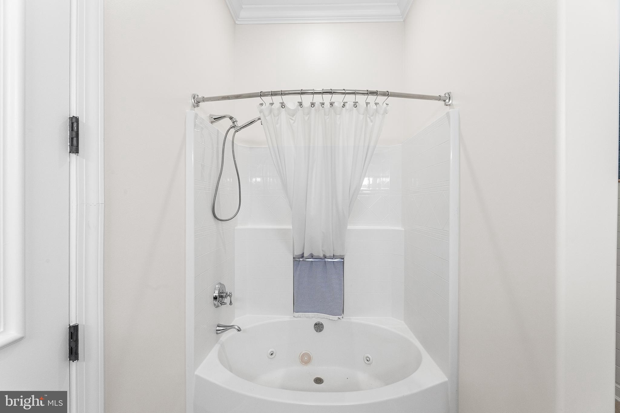 OCEAN PINES - THE POINT - Residential