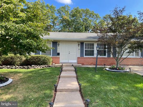 1006 S GREENTHORN AVENUE STERLING VA 20164