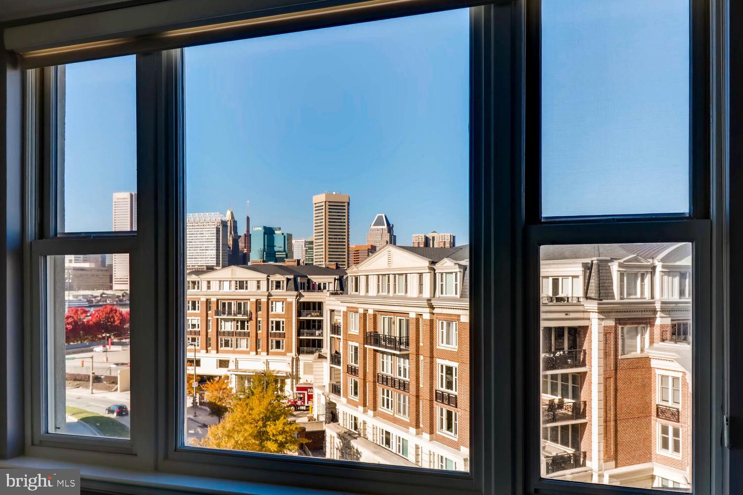 THE RITZ-CARLTON RESIDENCES - Residential