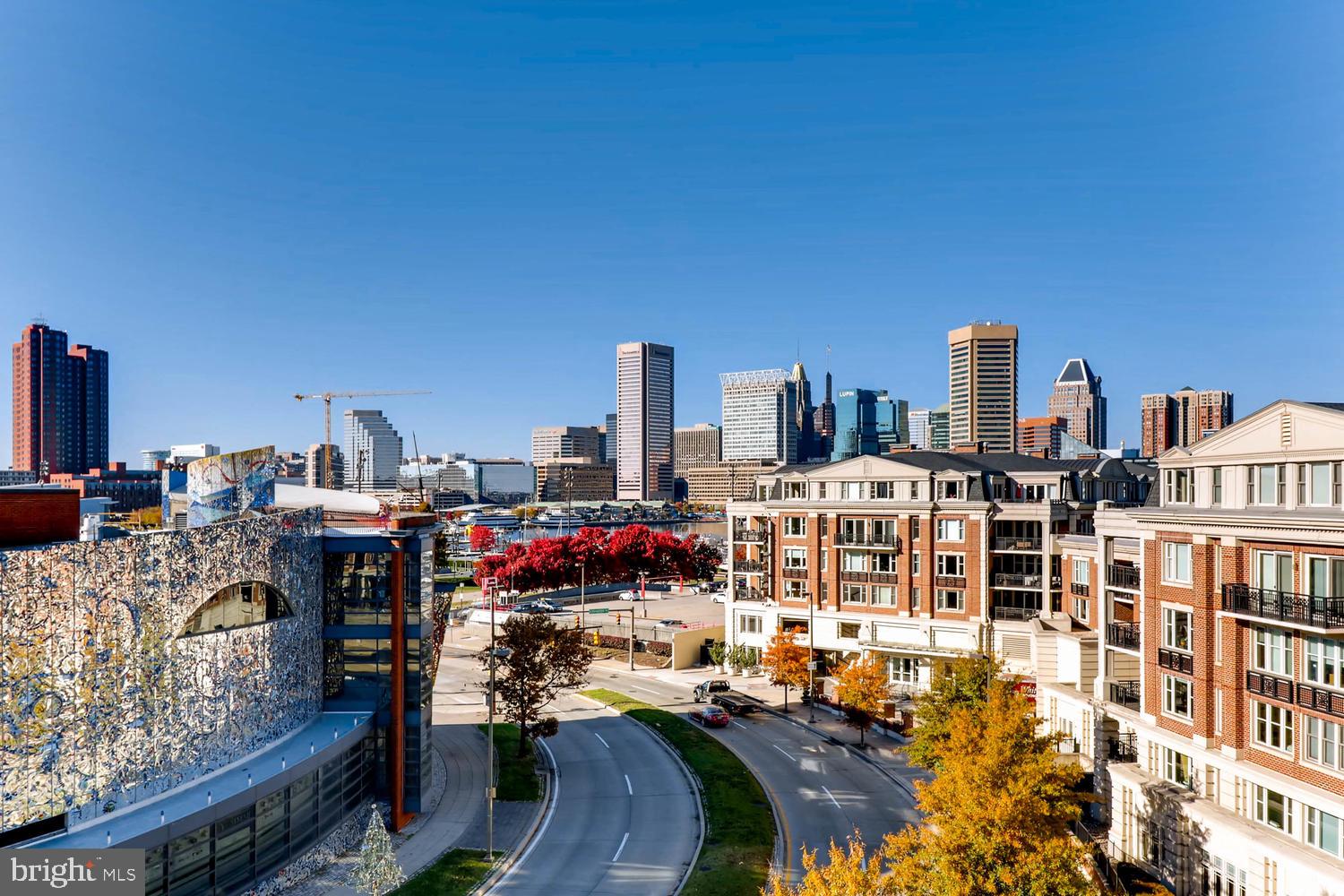 THE RITZ-CARLTON RESIDENCES - Residential