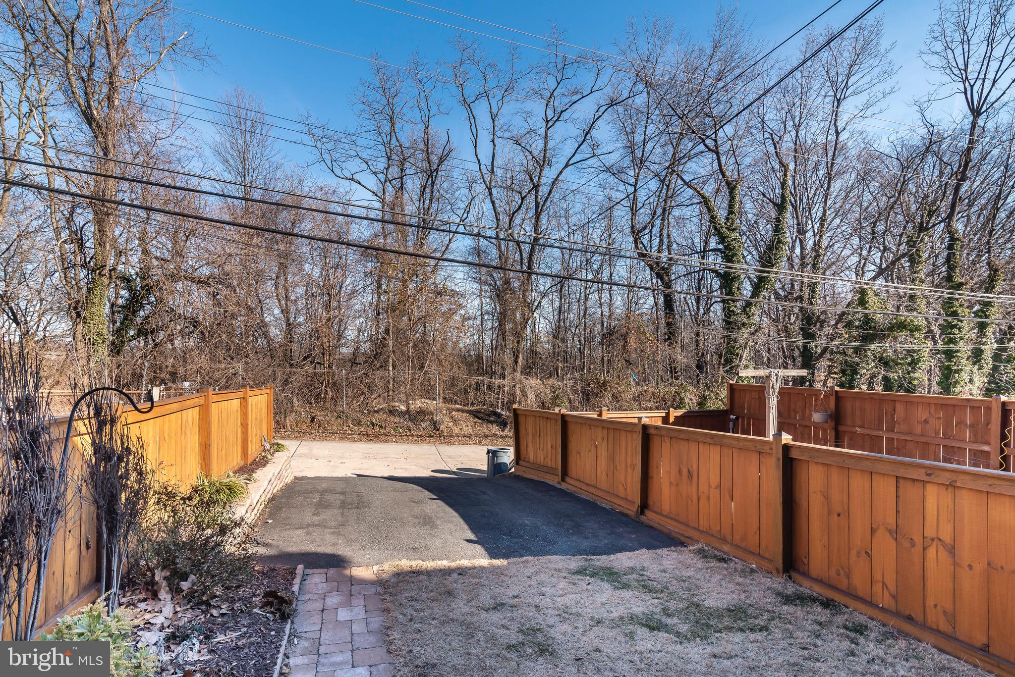 ARBOUR MANOR - Residential