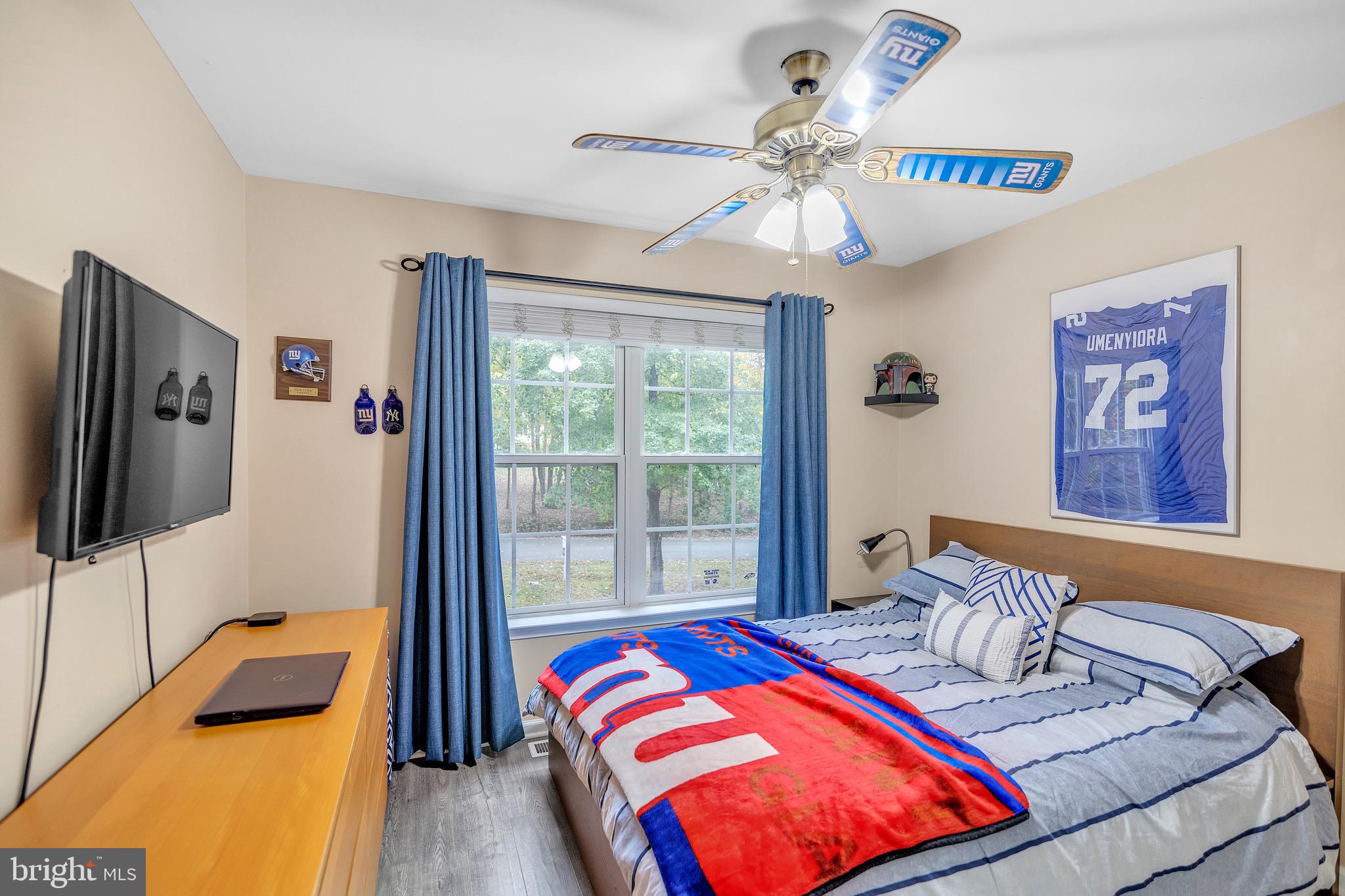 LAKE WILDERNESS - Residential