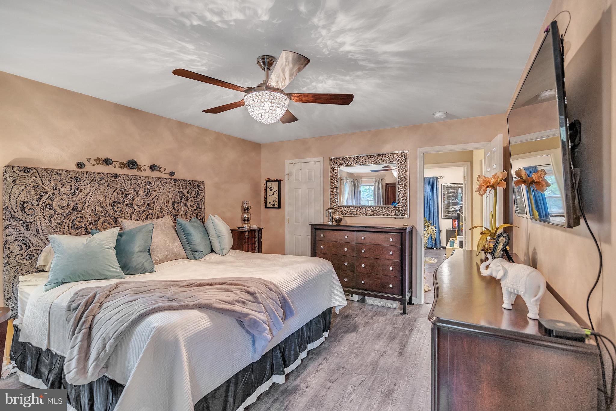 LAKE WILDERNESS - Residential