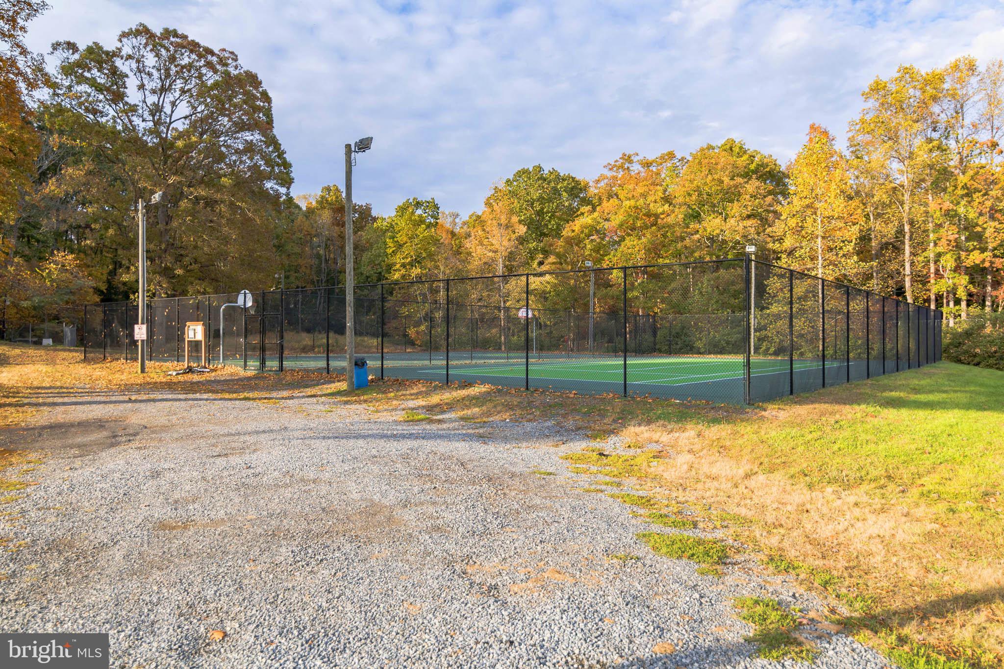 LAKE WILDERNESS - Residential