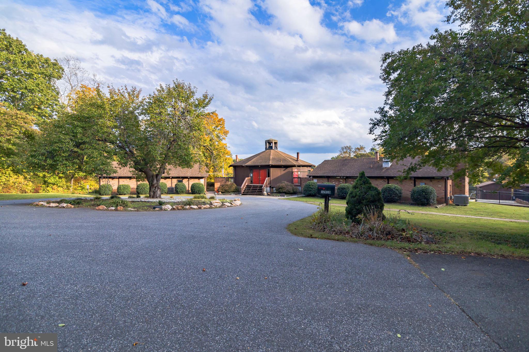 LAKE WILDERNESS - Residential