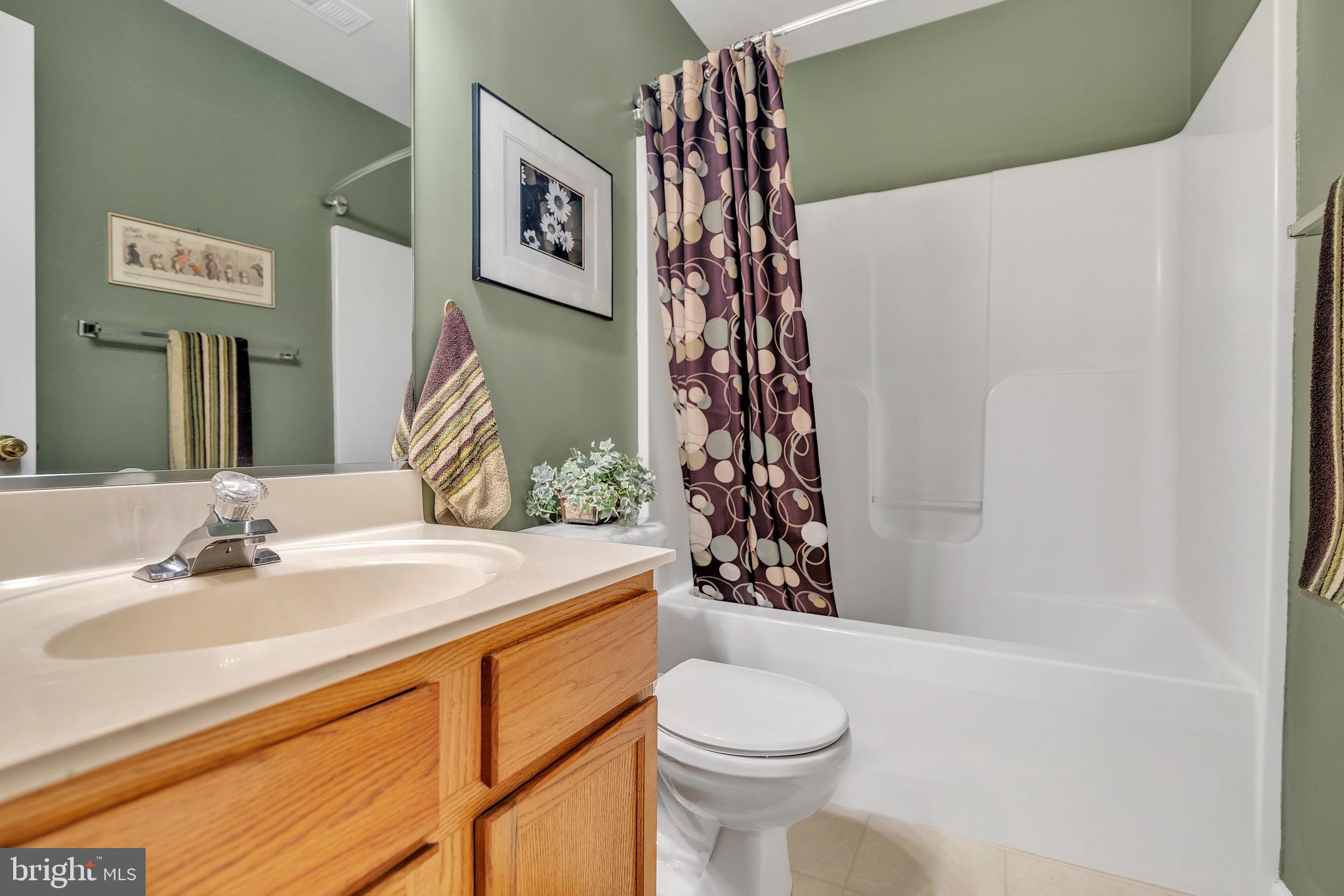 LAKE WILDERNESS - Residential