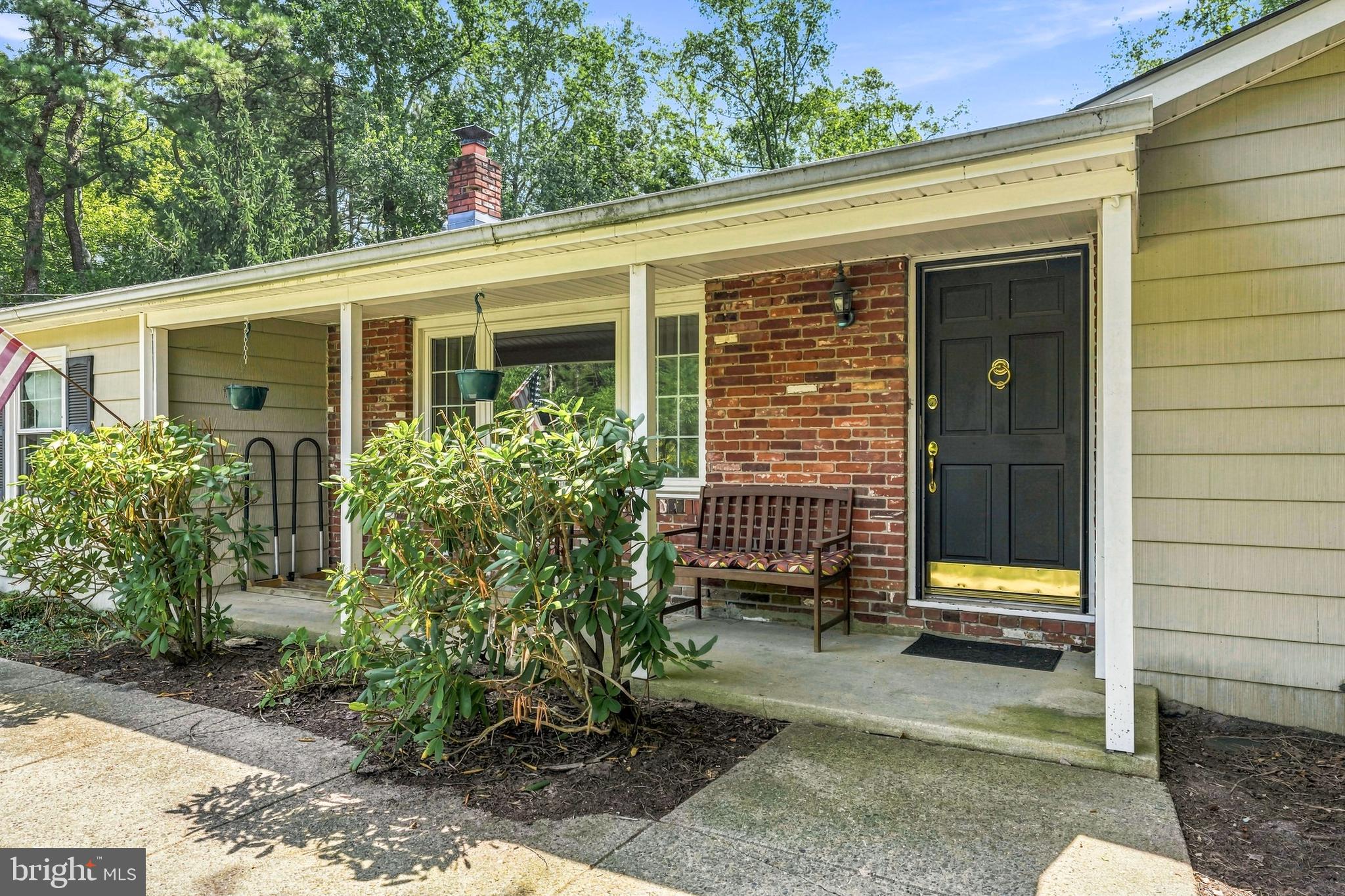 314 LAKESHORE DRIVE