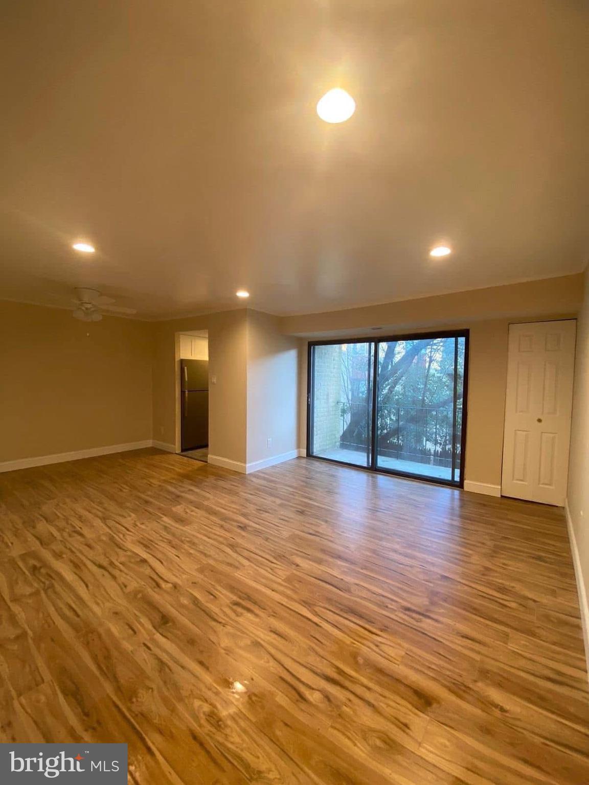 MAYFAIR - Residential