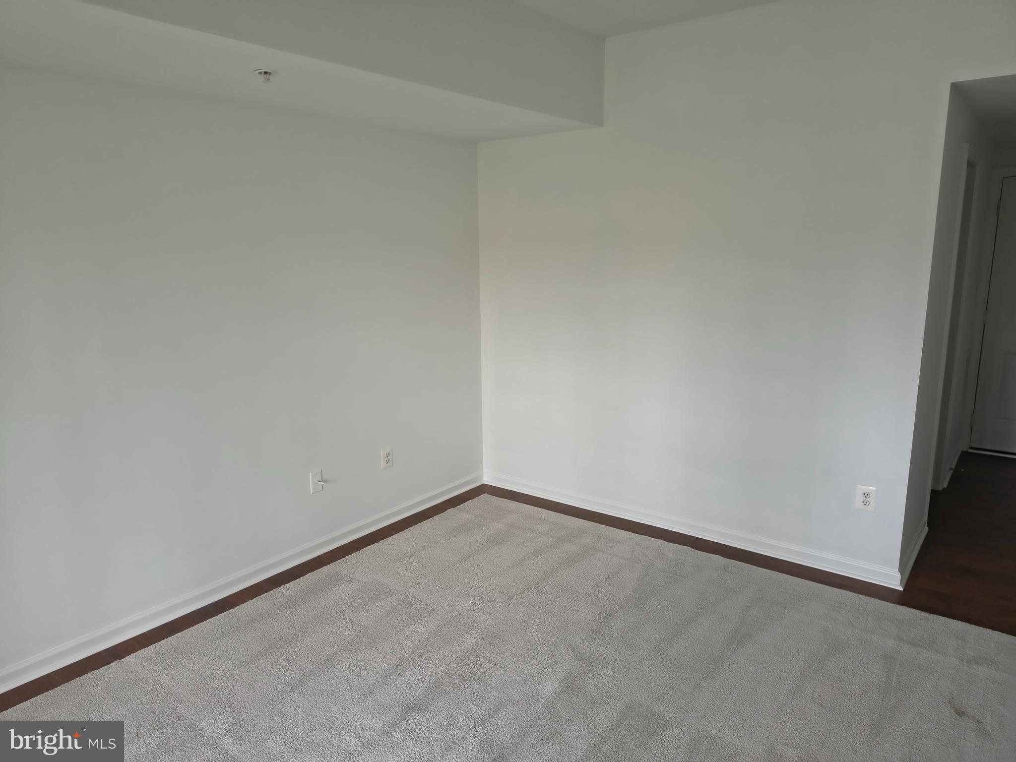 HOLLY POINT - Residential