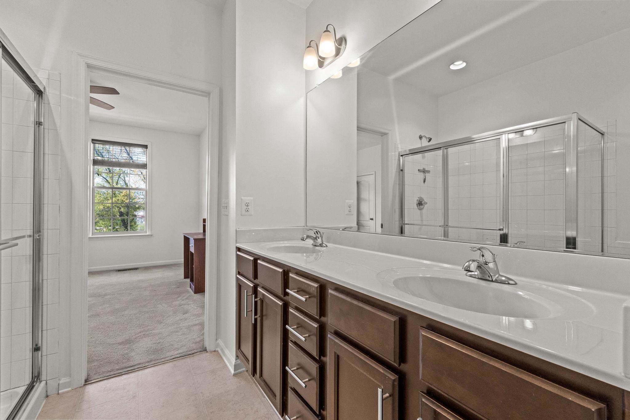 SEVERN HOLLOW - Residential