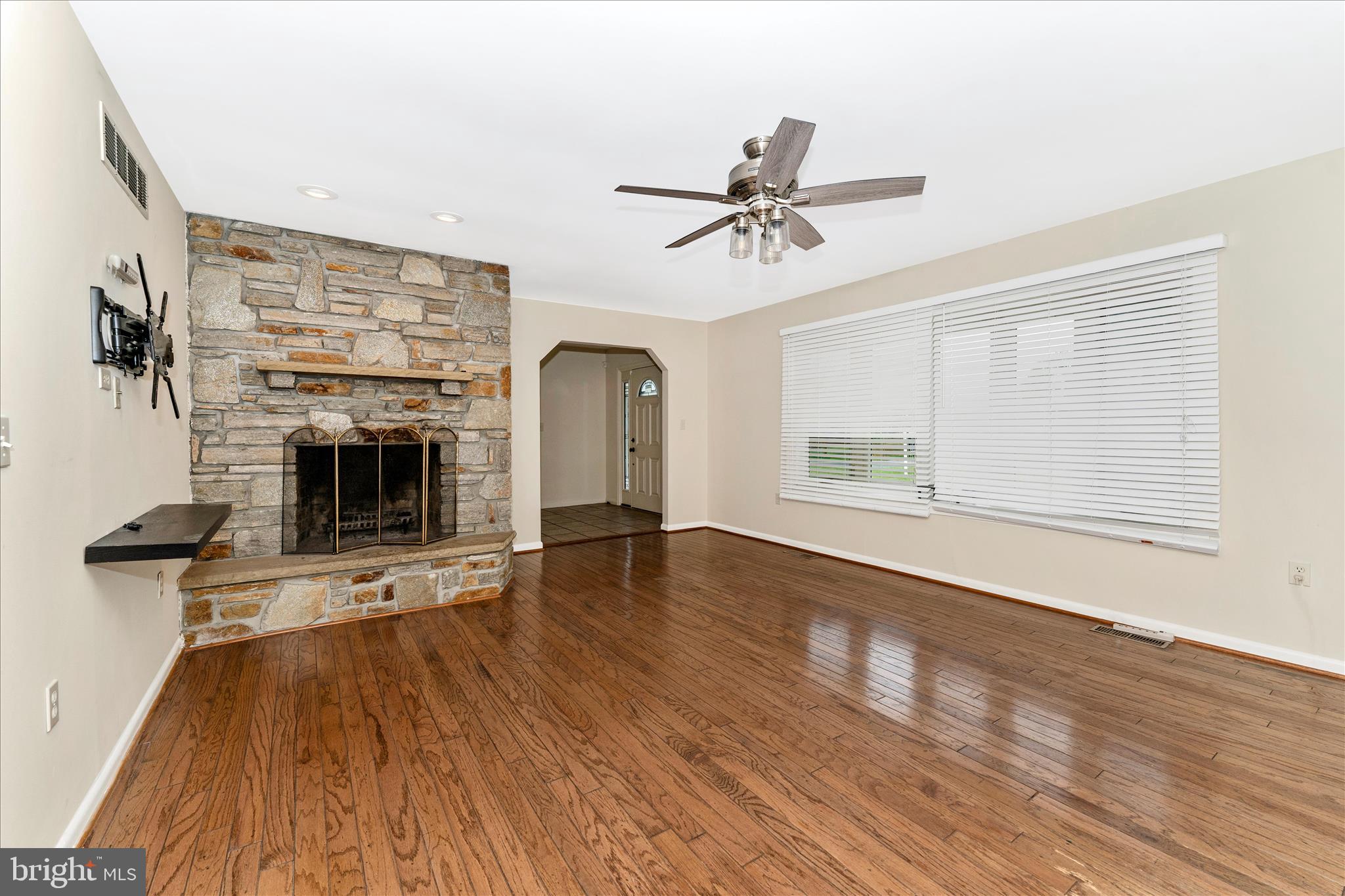 WATERSVILLE - Residential