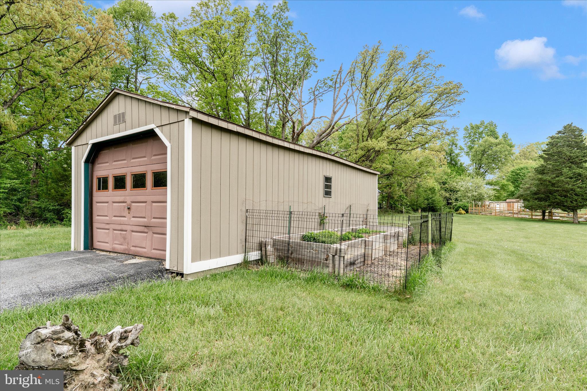 WATERSVILLE - Residential