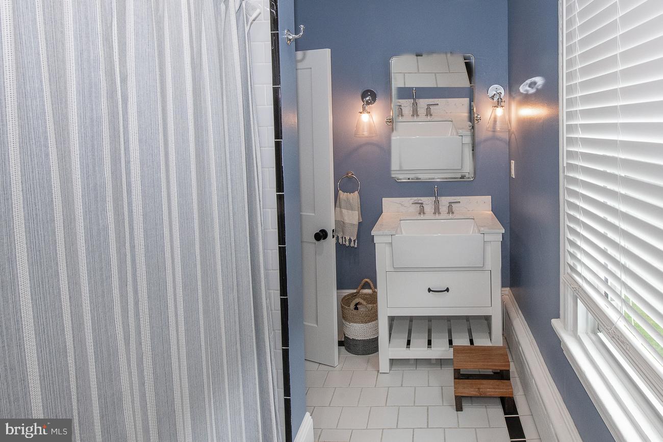 NARBERTH - Residential