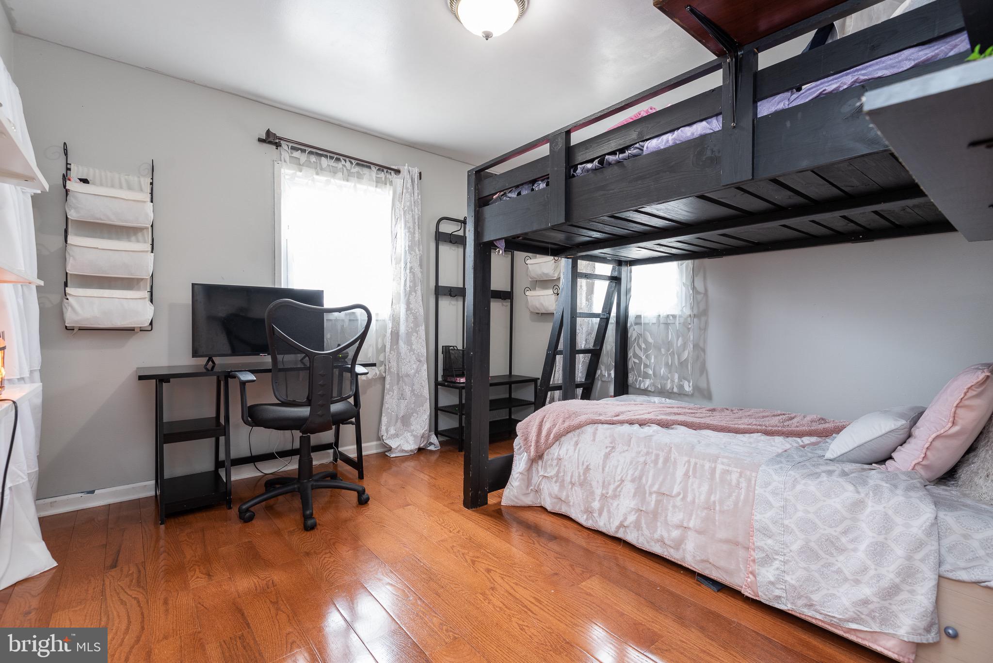 DALE CITY - Residential