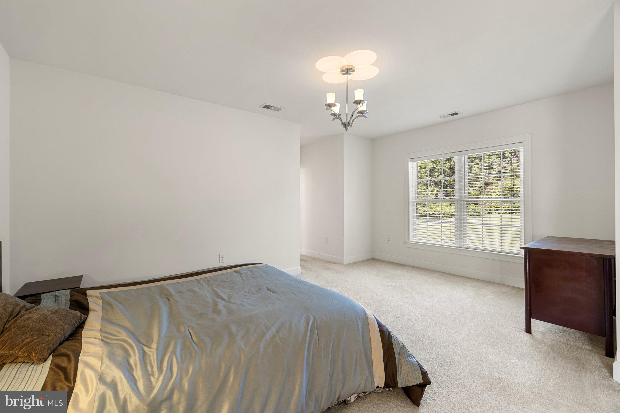 SHENSTONE - Residential