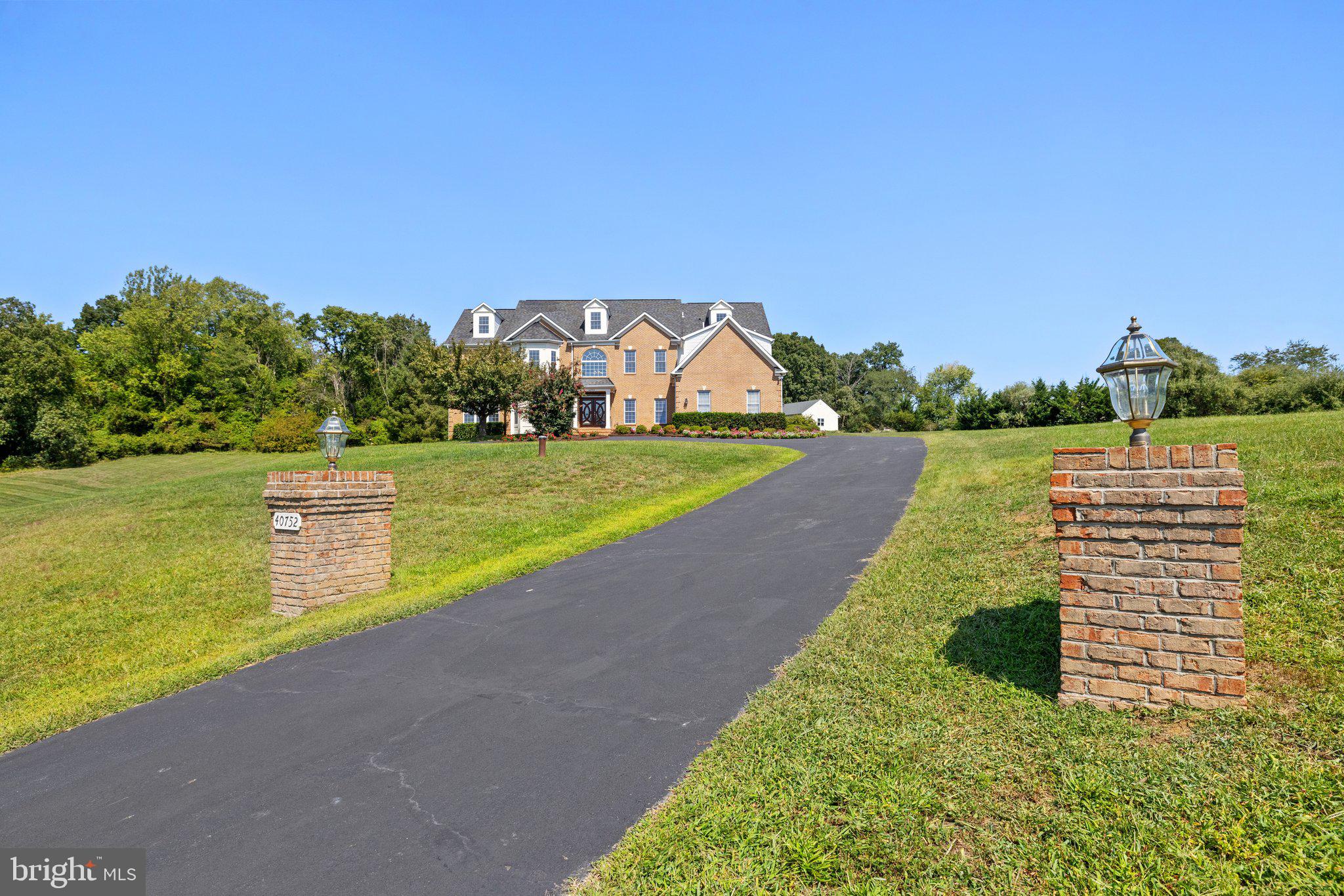 40752 CANONGATE DRIVE