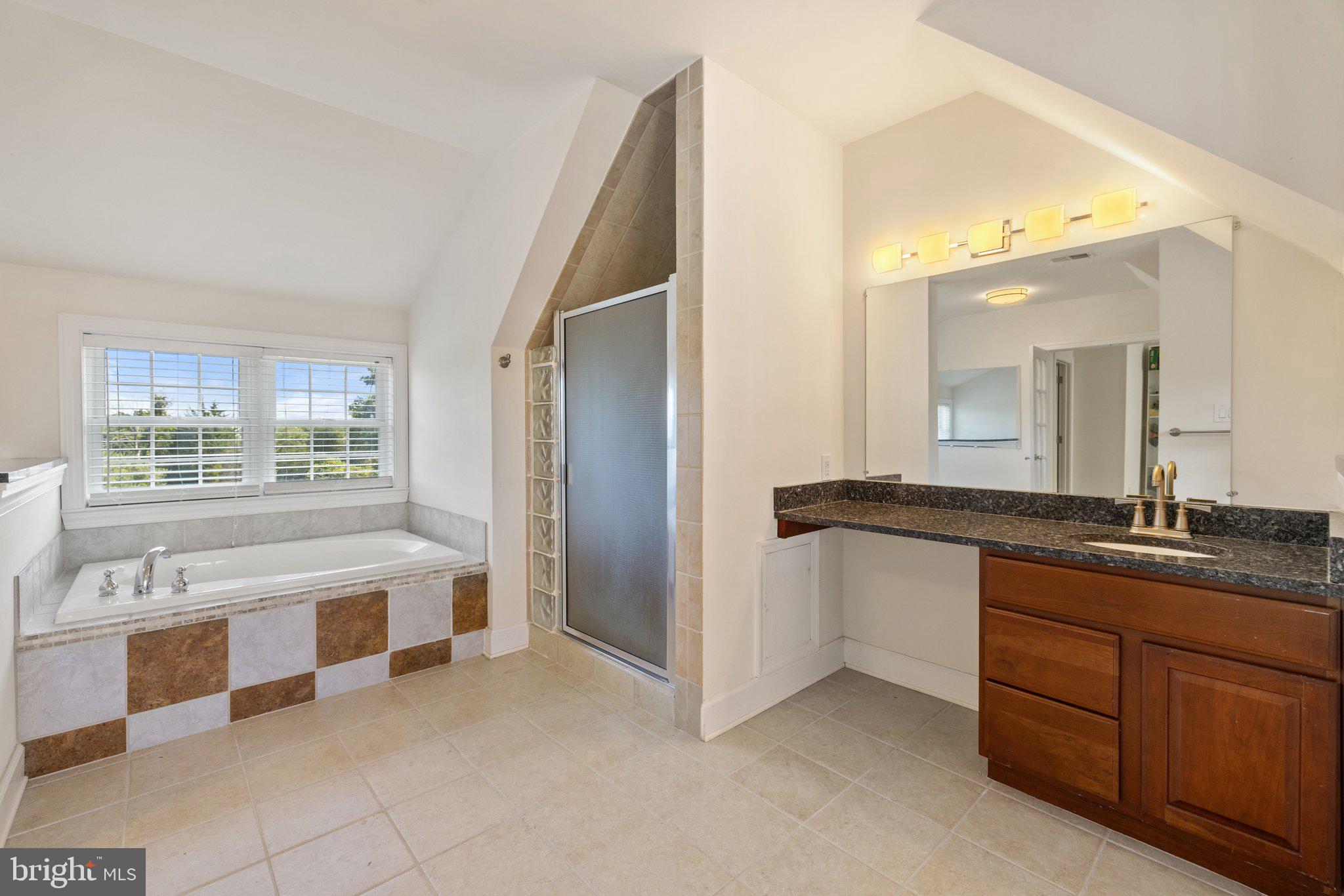 SHENSTONE - Residential