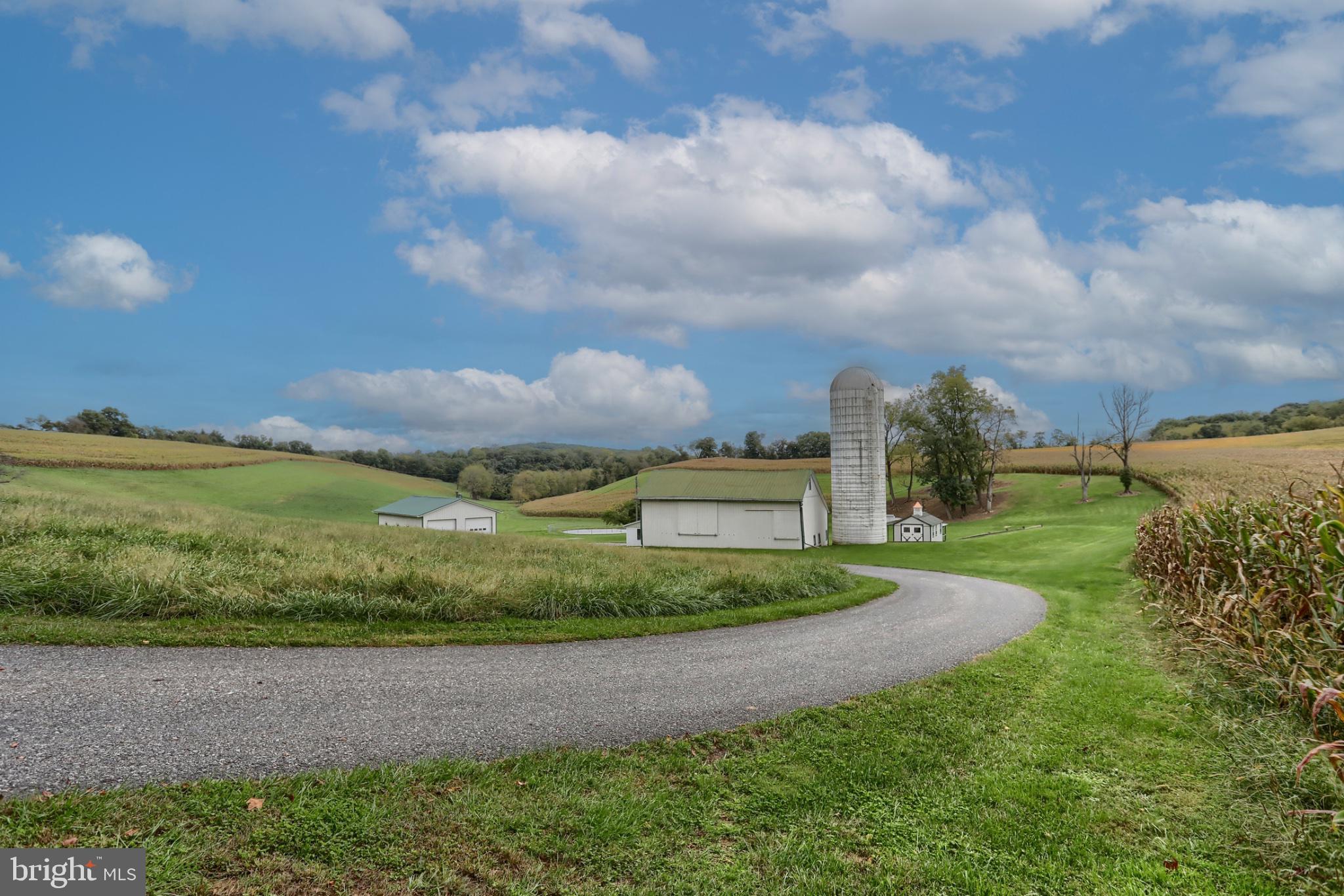 37 BIG BEND LANE