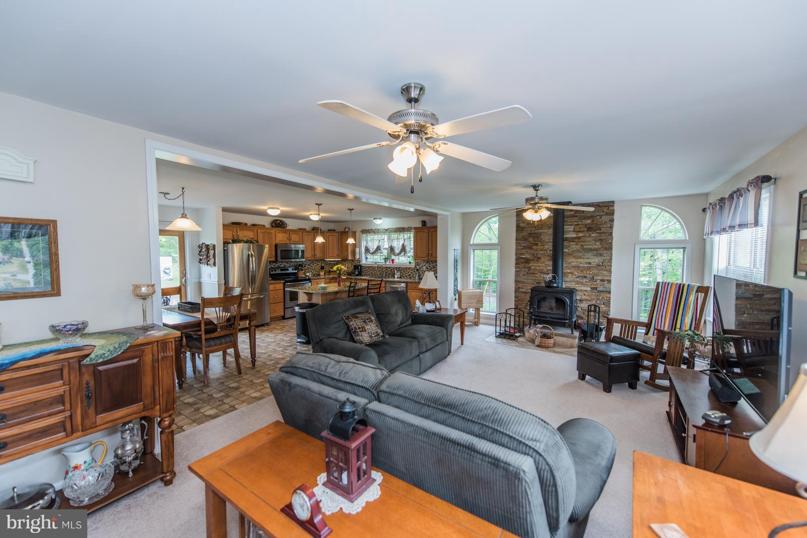 SLEEPY CREEK - Residential