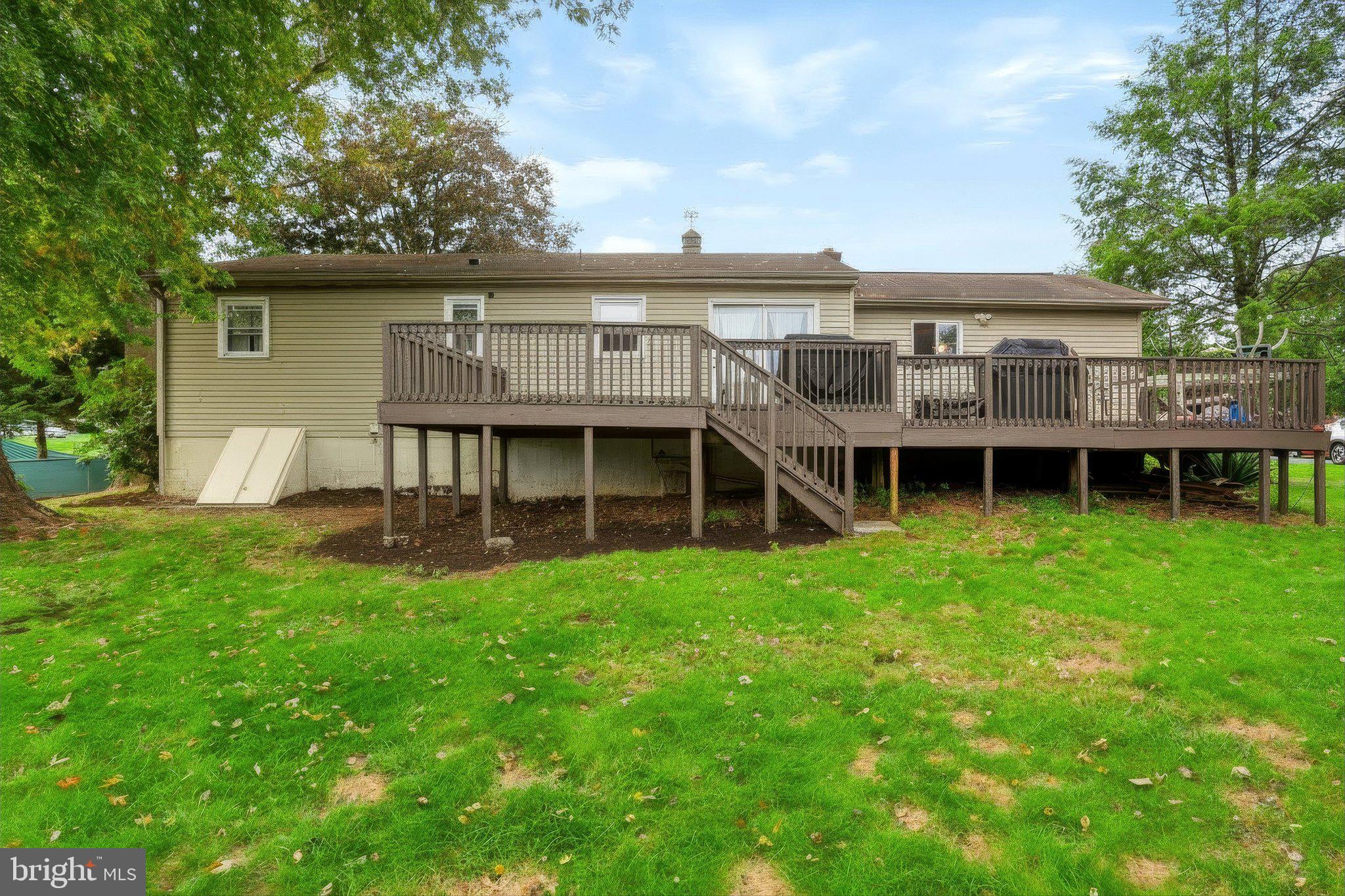 1605 FAIRVIEW AVENUE