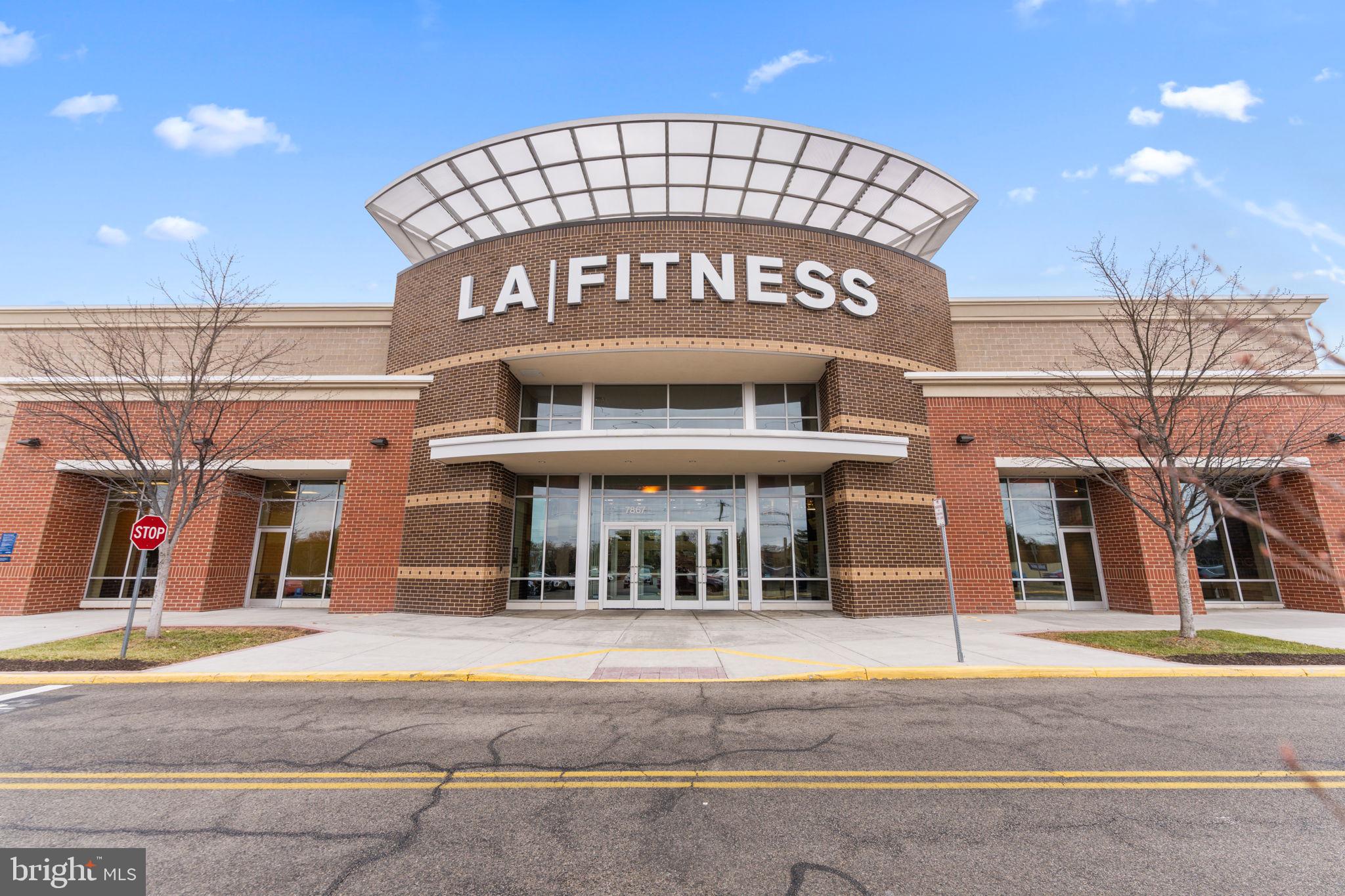 ISLAND CREEK - Residential