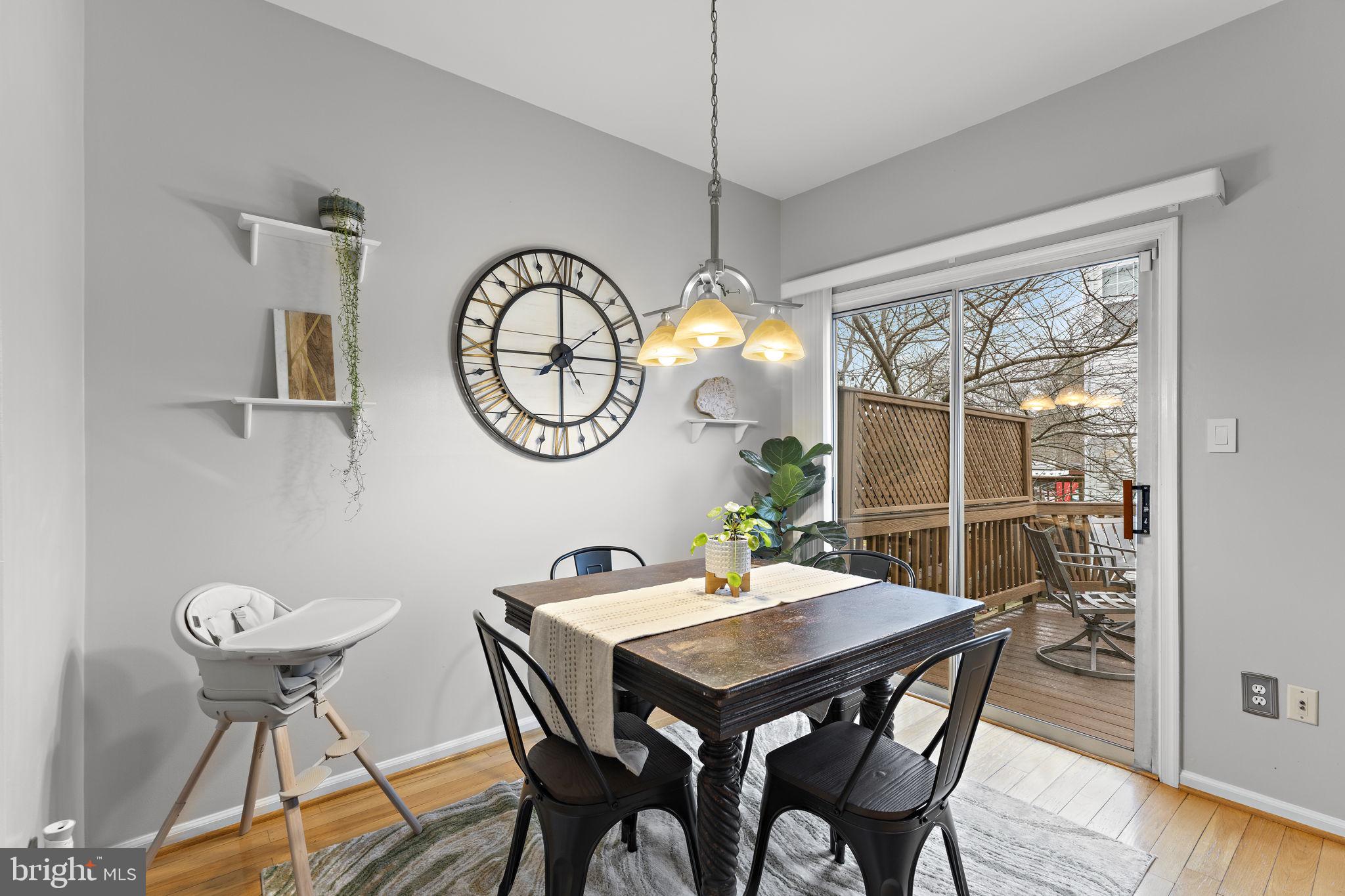 ISLAND CREEK - Residential