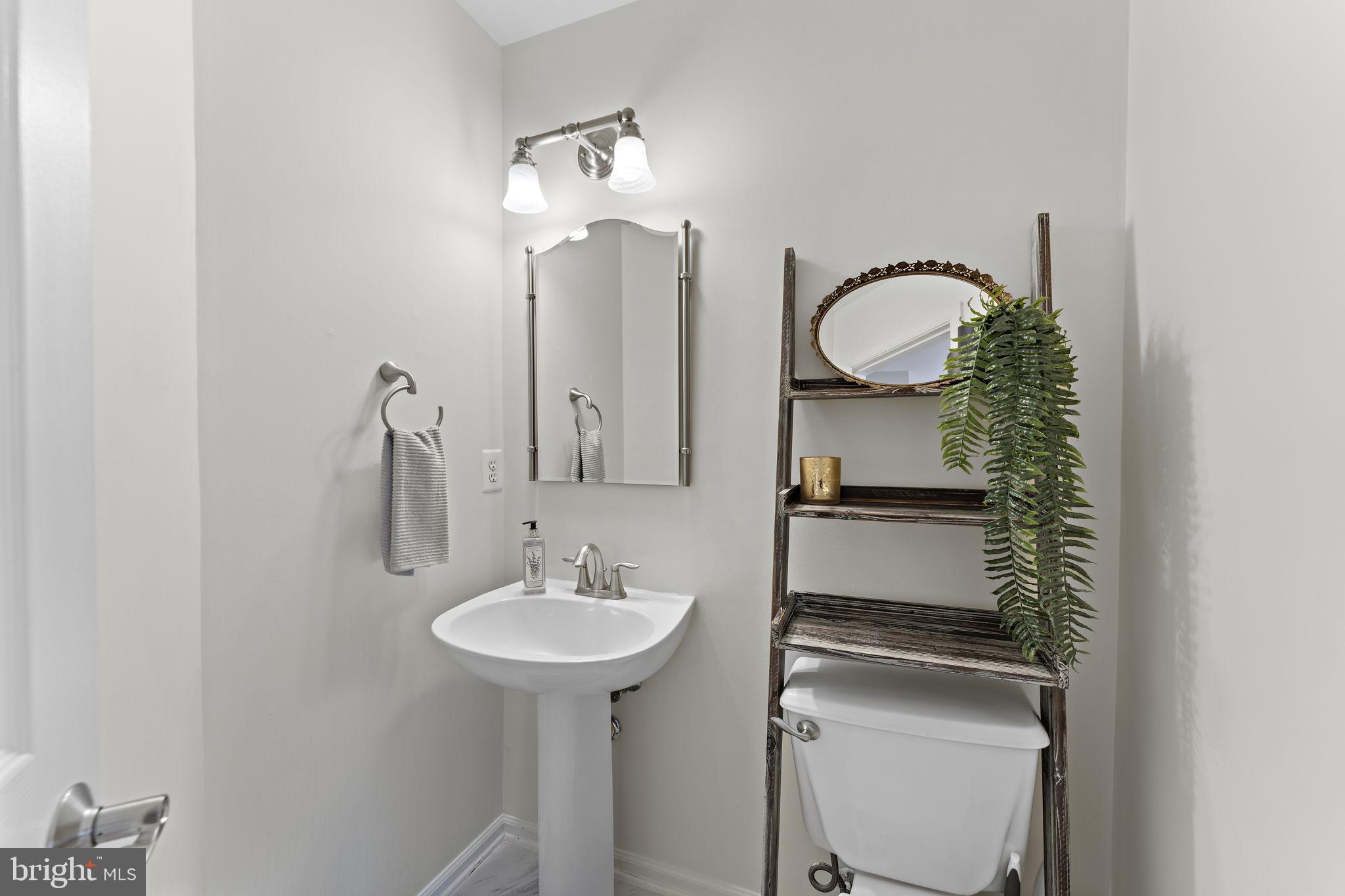 ISLAND CREEK - Residential