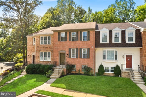 Townhouse For Rent - 7877 Painted Daisy Drive<br/> SPRINGFIELD, VA 22152