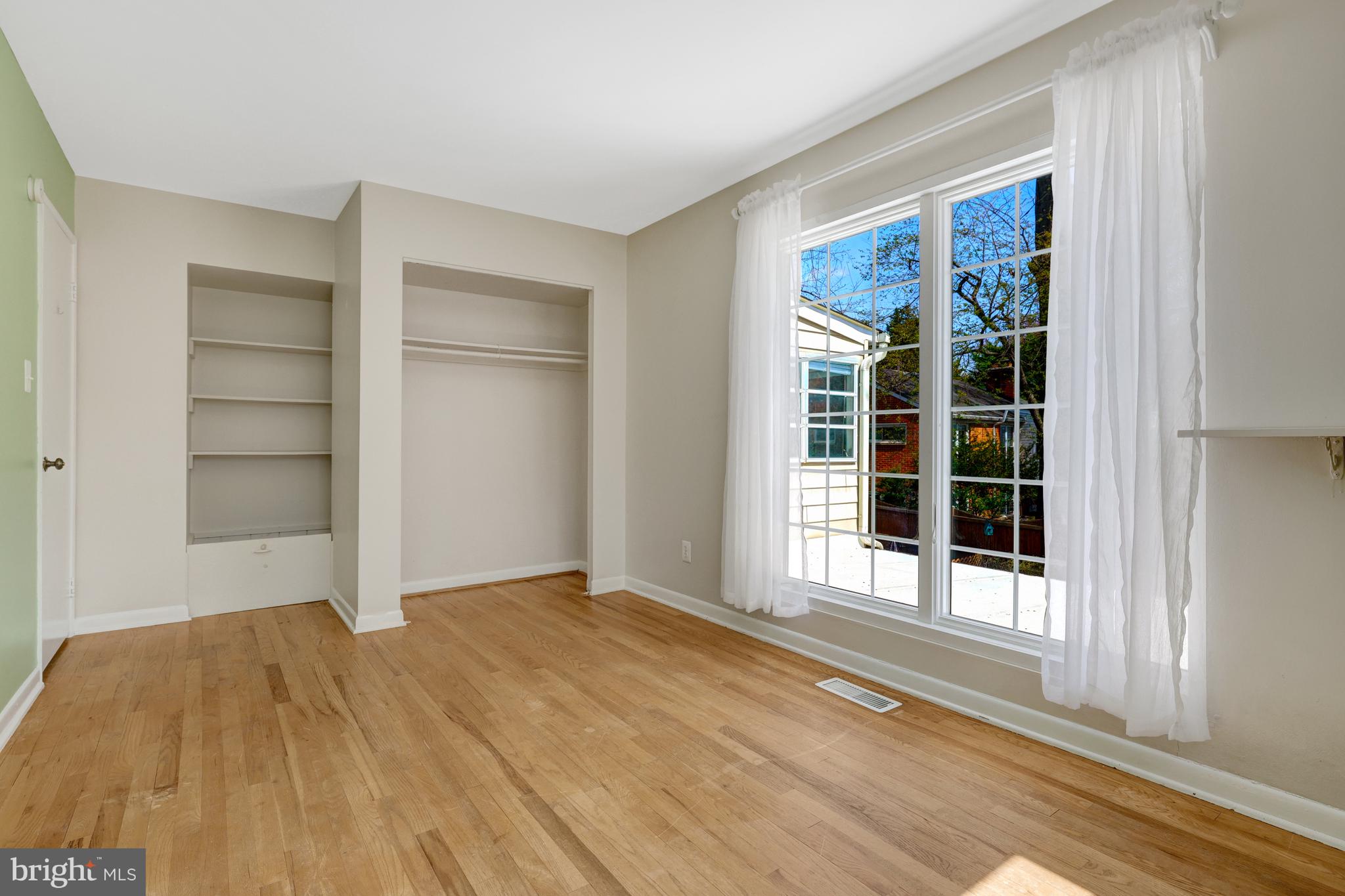 SOUTHRIDGE - Residential