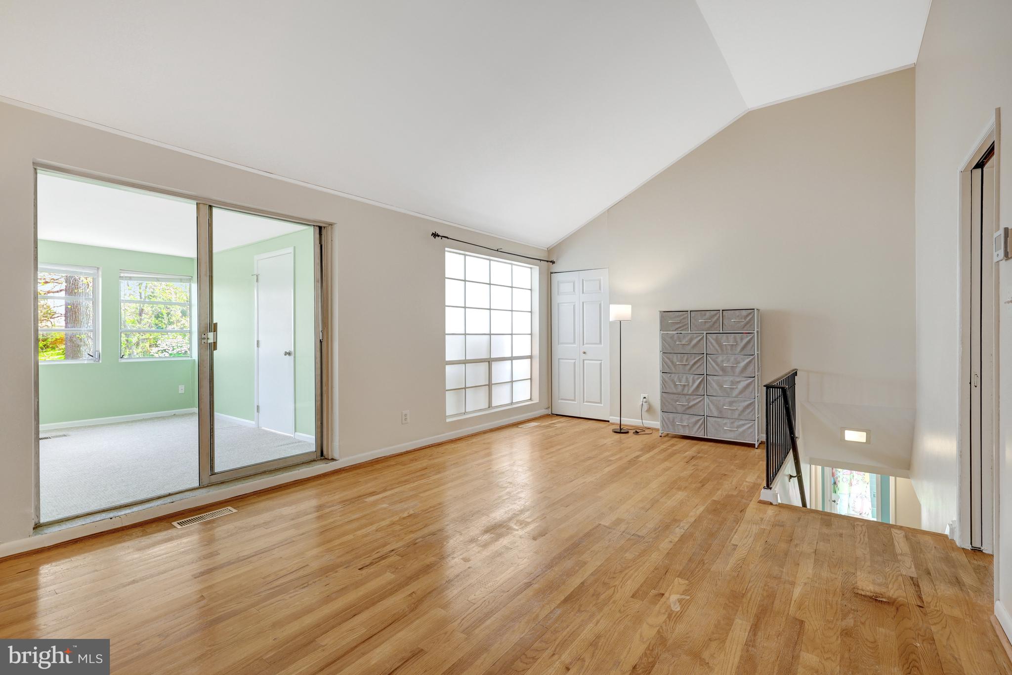 SOUTHRIDGE - Residential