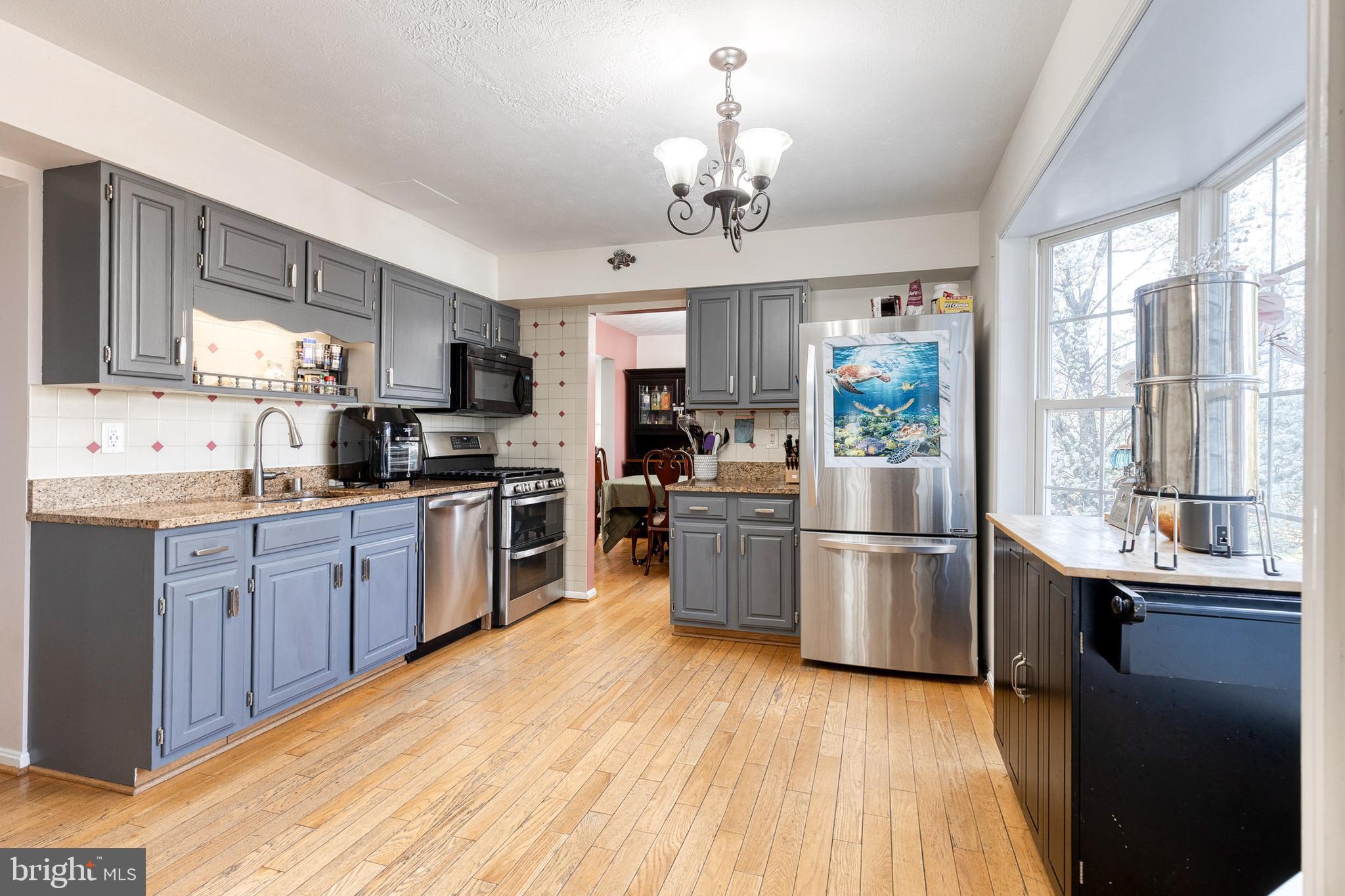 ELDERSBURG ESTATES - Residential