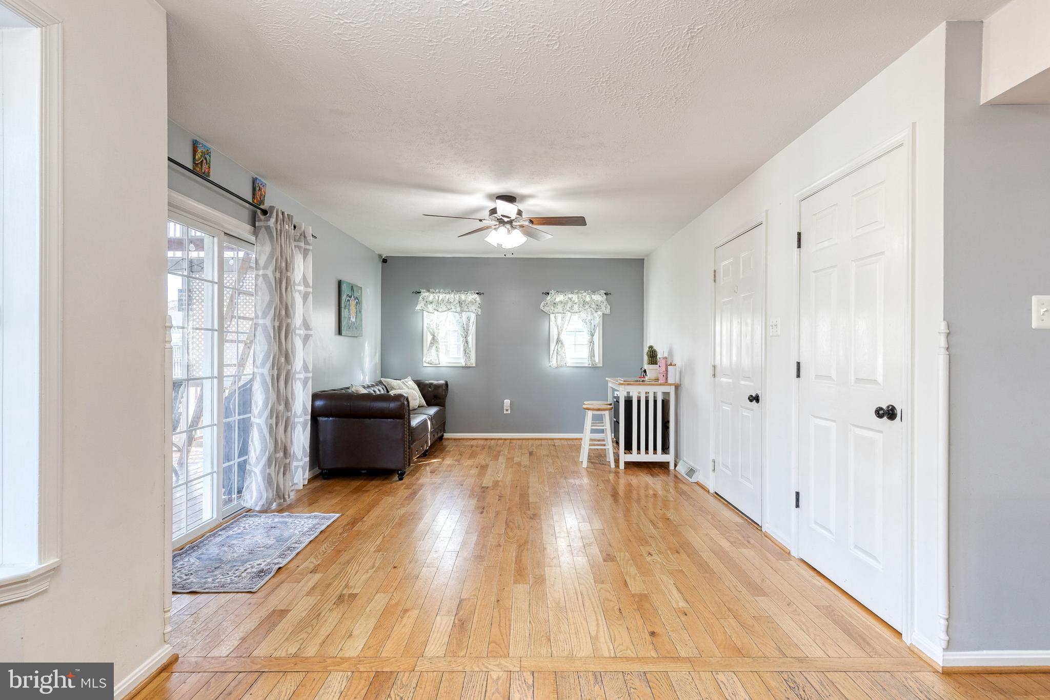 ELDERSBURG ESTATES - Residential