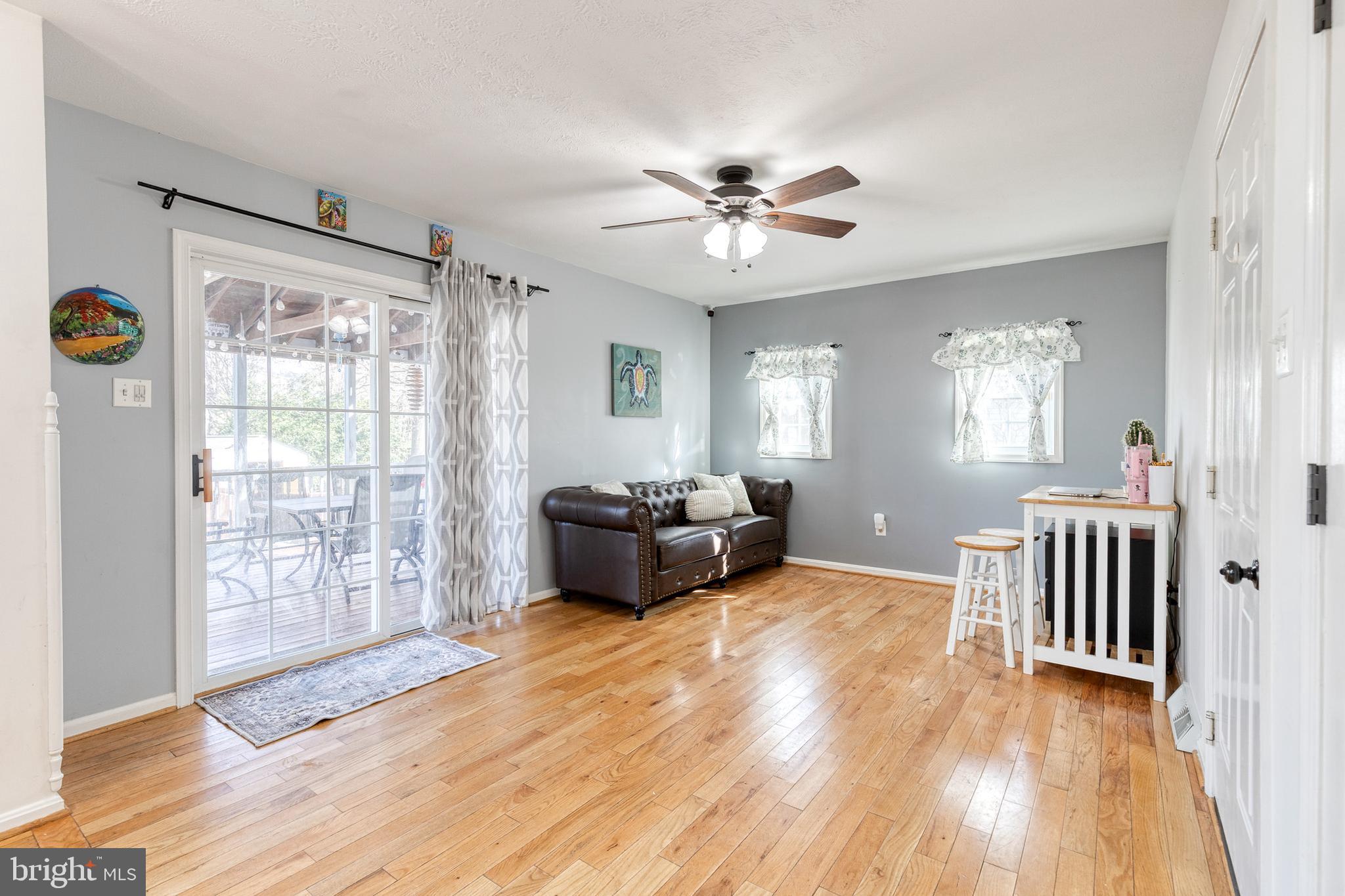 ELDERSBURG ESTATES - Residential