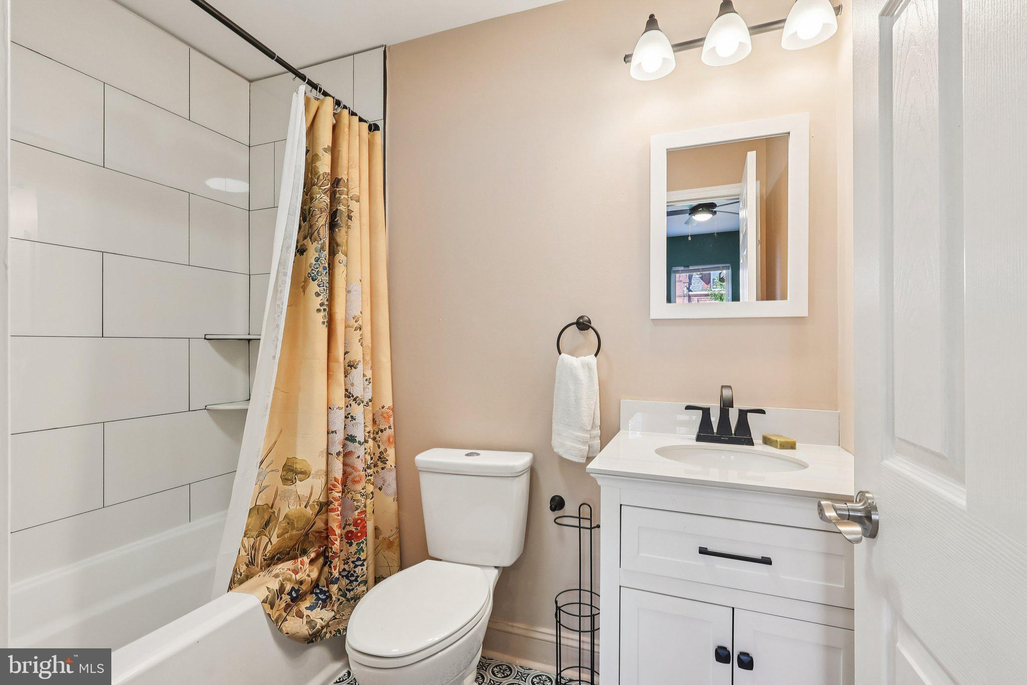 STRAWBERRY MANSION - Residential