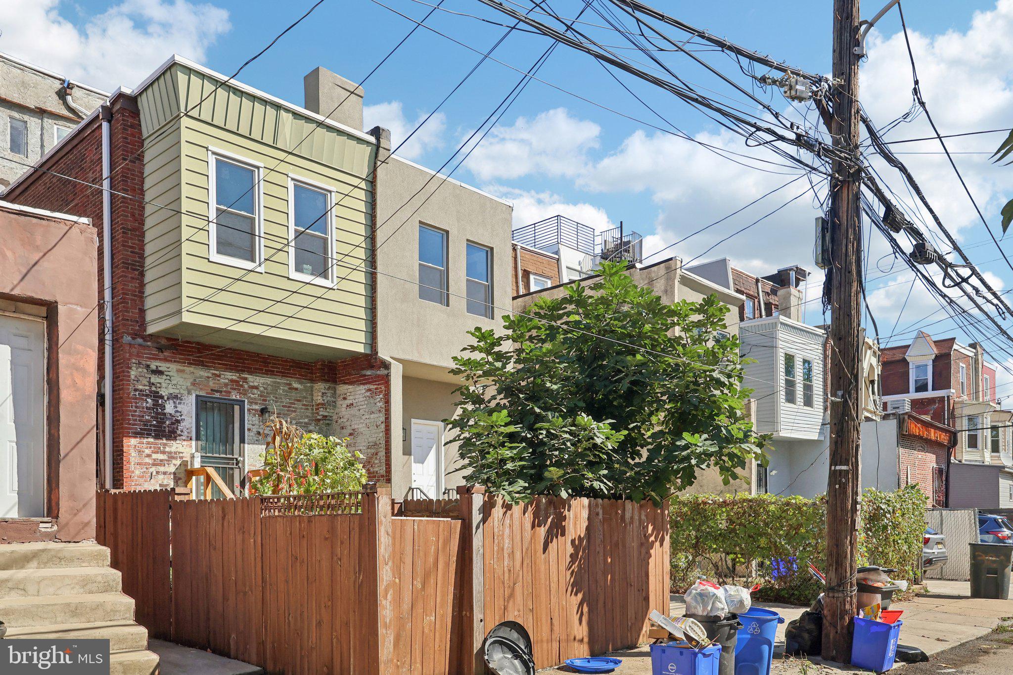 STRAWBERRY MANSION - Residential