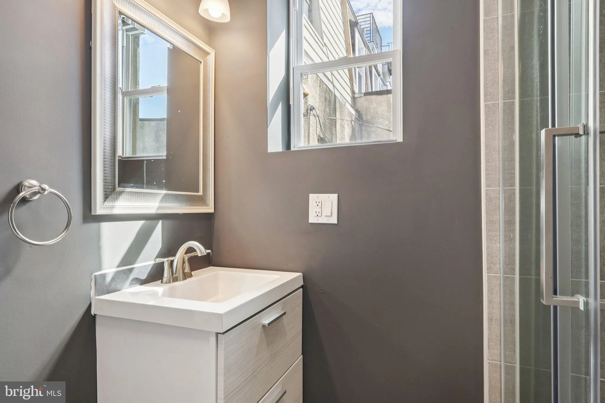 Philadelphia, Pennsylvania 19121, United States, 5 Bedrooms Bedrooms, ,4 BathroomsBathrooms,Residential,Active,217380