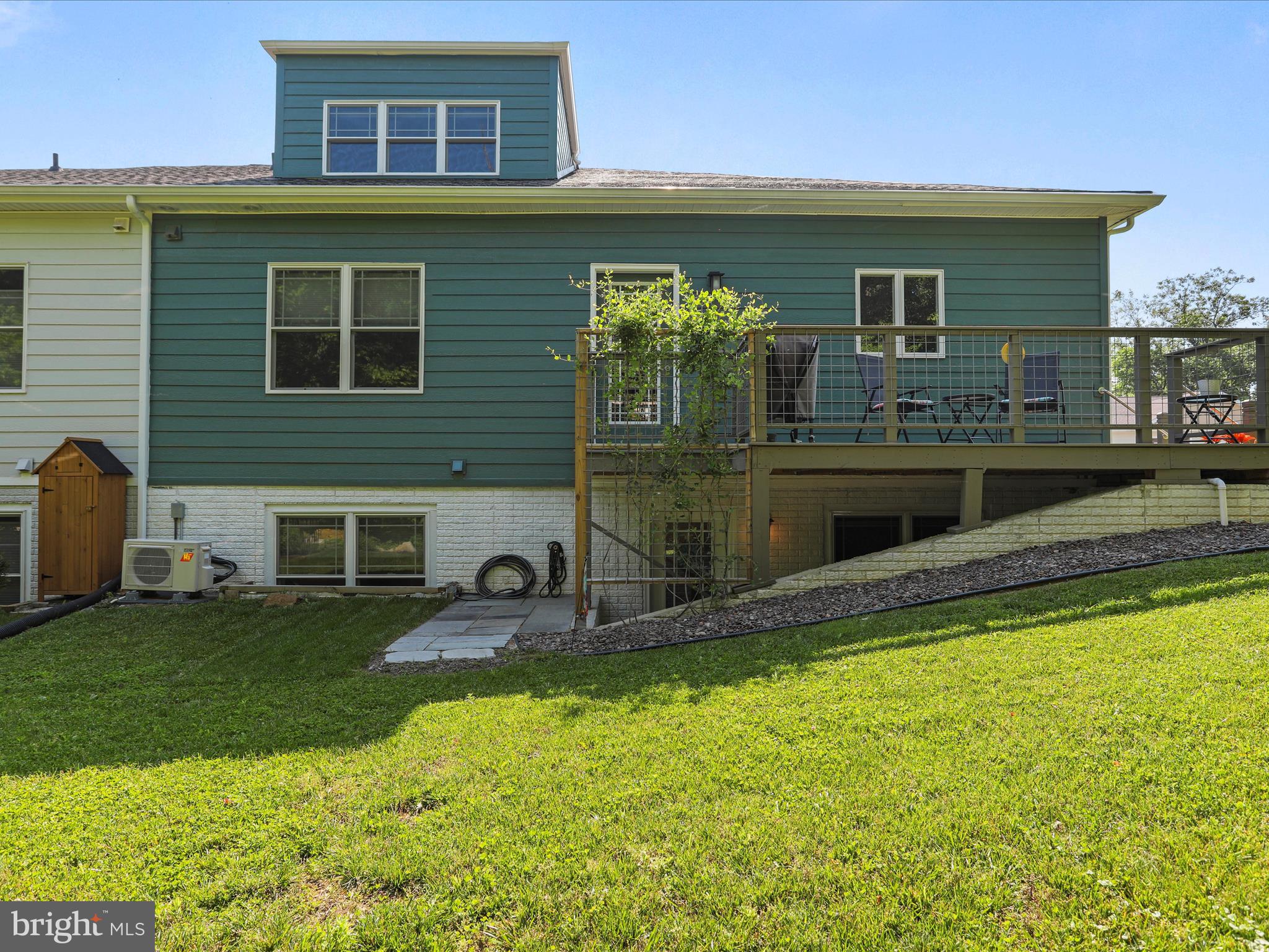 SHEPHERDSTOWN - Residential