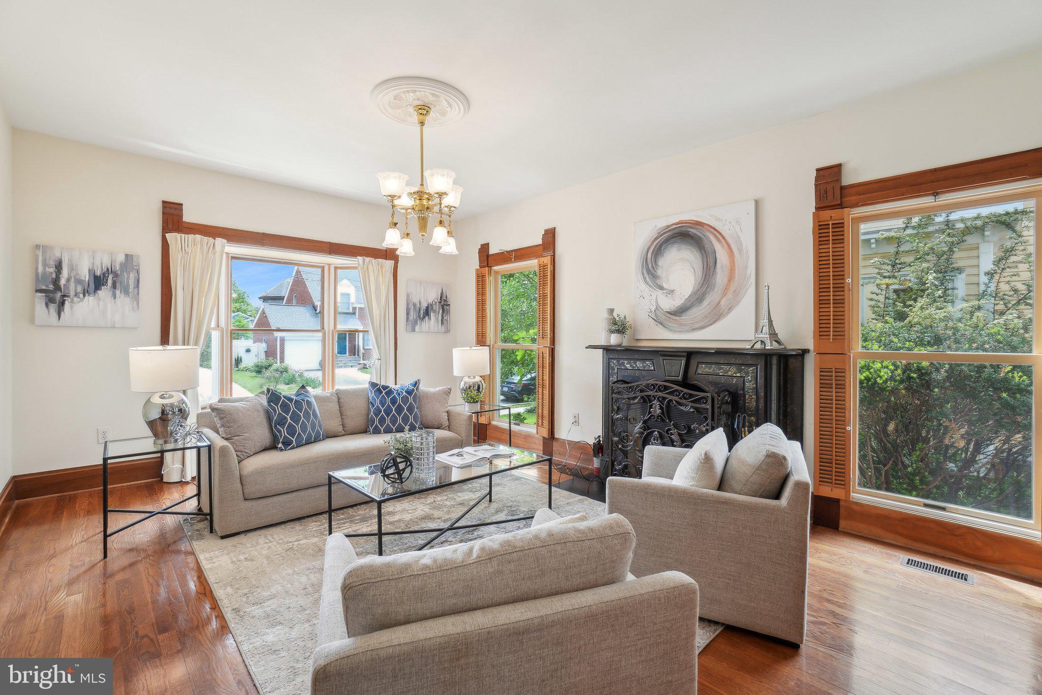 GLENCARLYN - Residential