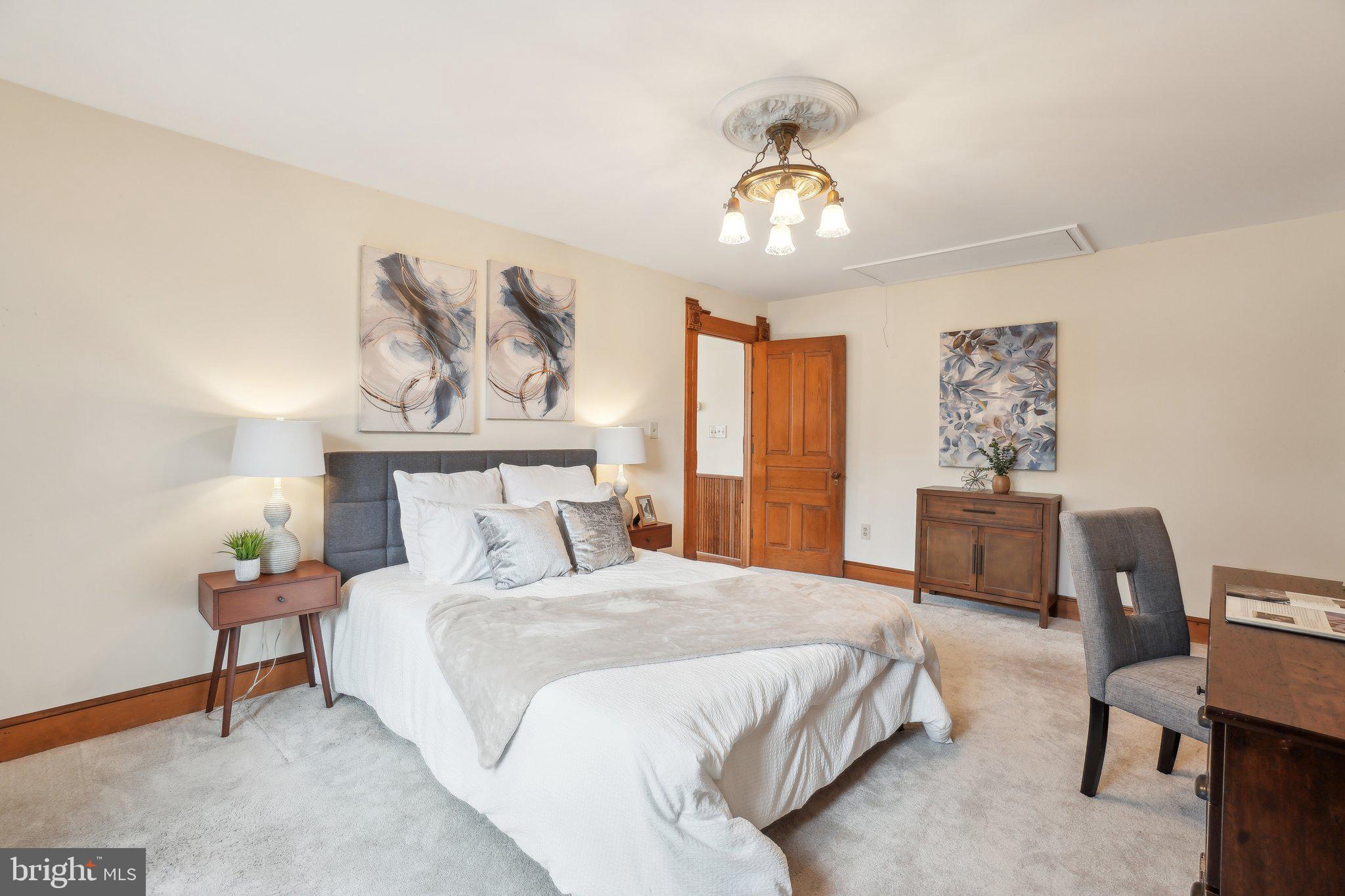 GLENCARLYN - Residential