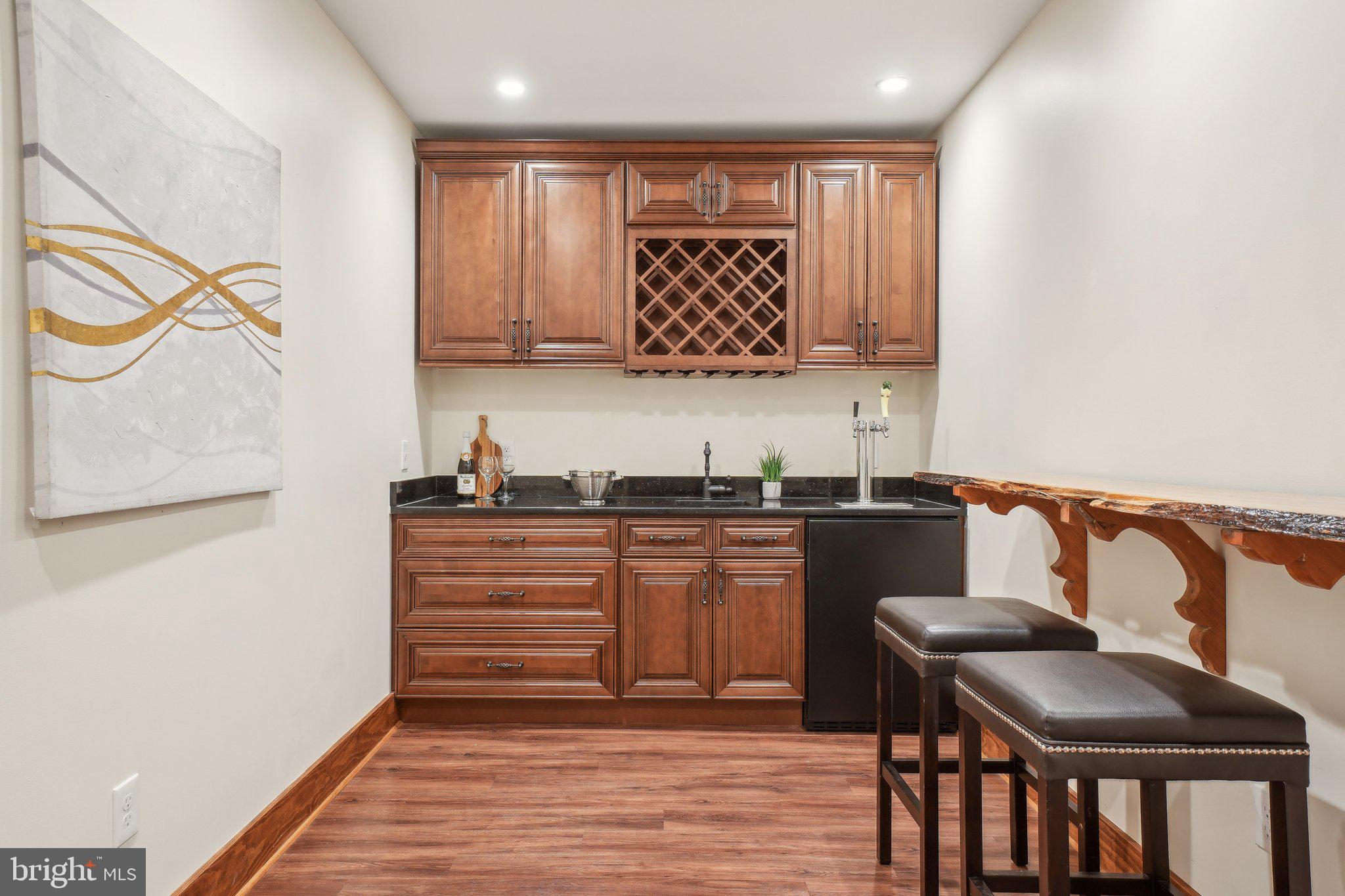 GLENCARLYN - Residential