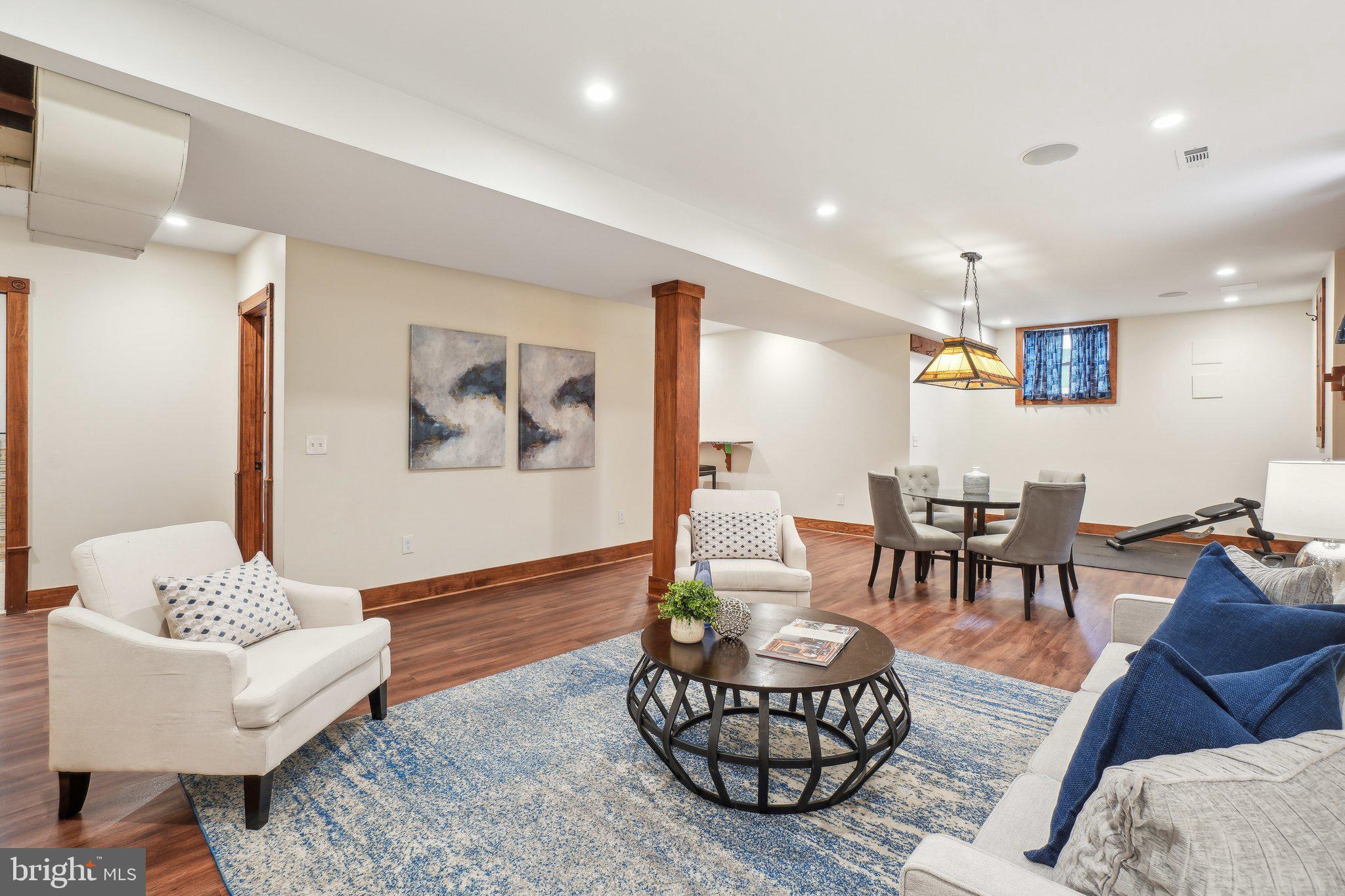 GLENCARLYN - Residential