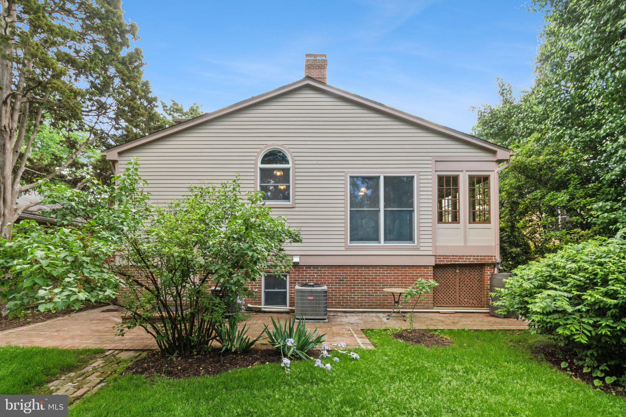 GLENCARLYN - Residential