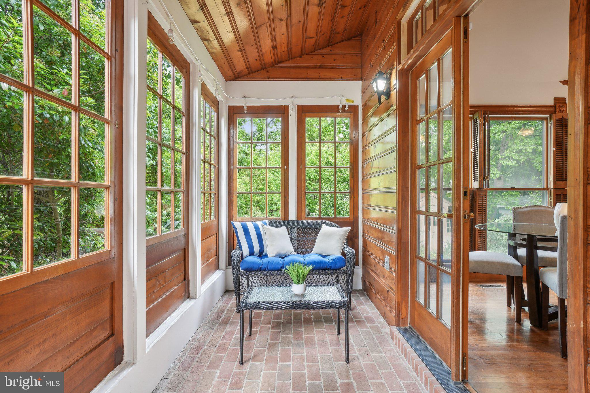 GLENCARLYN - Residential