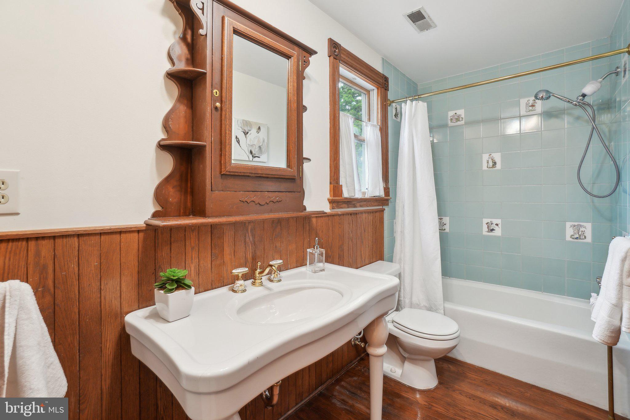 GLENCARLYN - Residential